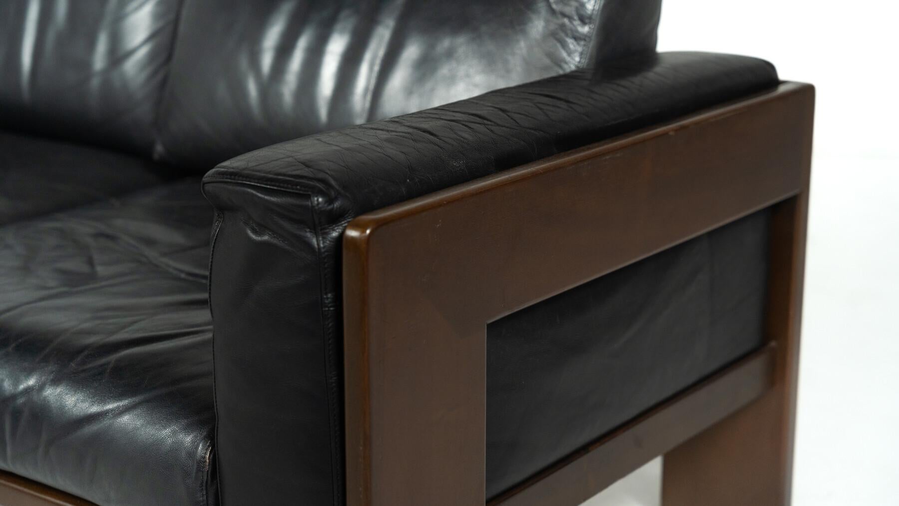 Bastiano Sofa by Tobia Scarpa for Knoll, leather and Wood , Italy, 1962 Italiano en venta
