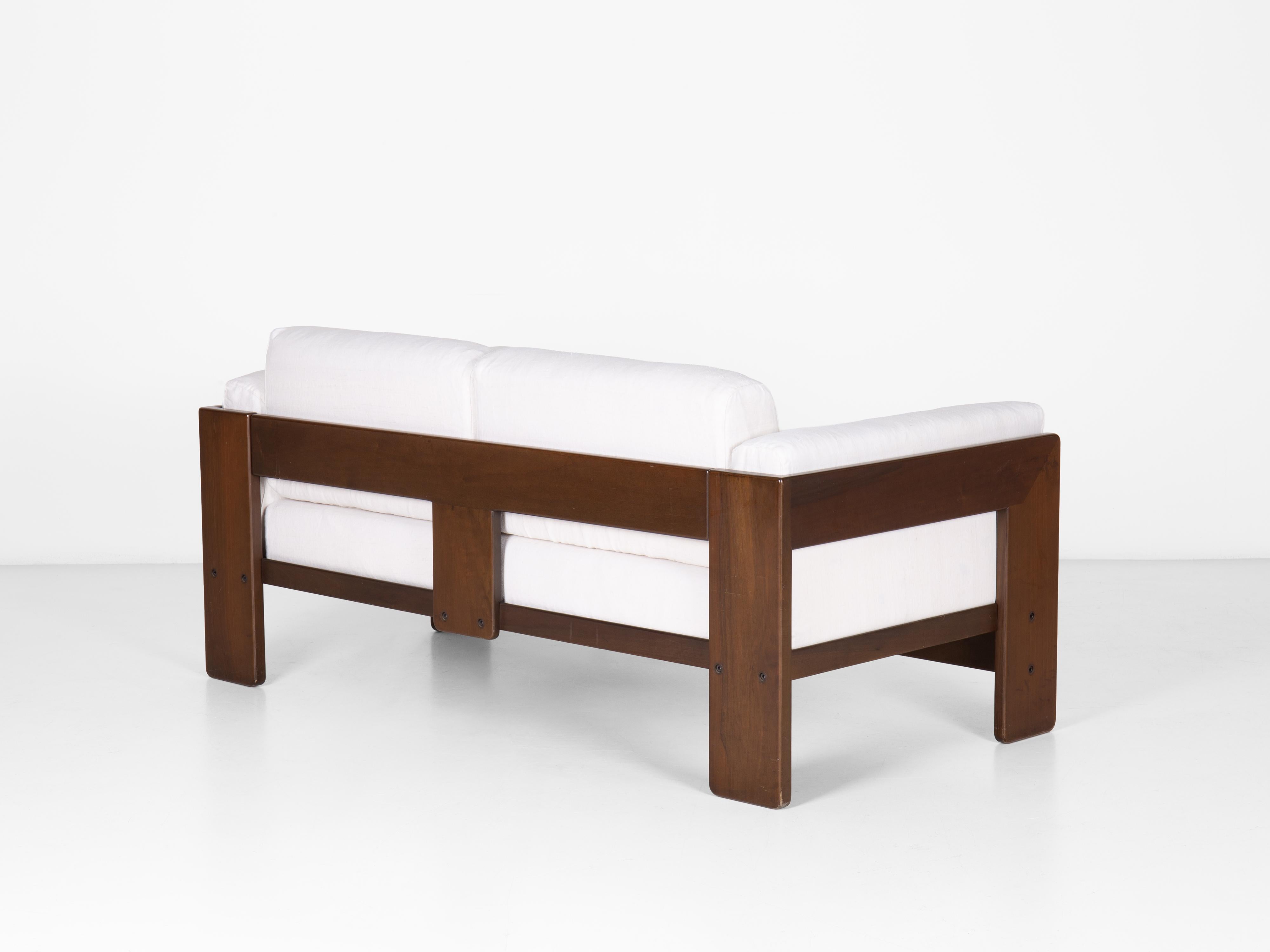 Italian Bastiano sofa in canvas designed by Tobia Scarpa for Gavina 1960 For Sale