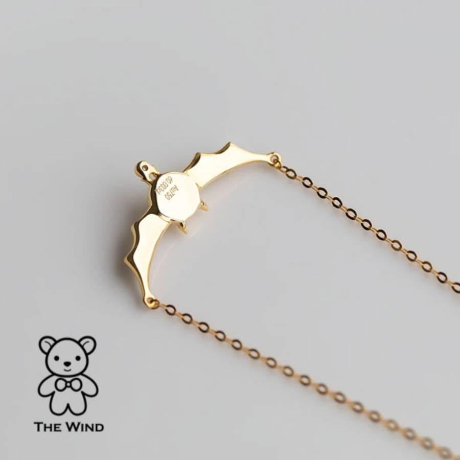 Collier australien en or jaune 18 carats, opale massive et diamants Unisexe en vente