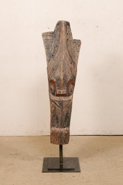 Fragmento arquitectónico Batak con soporte personalizado