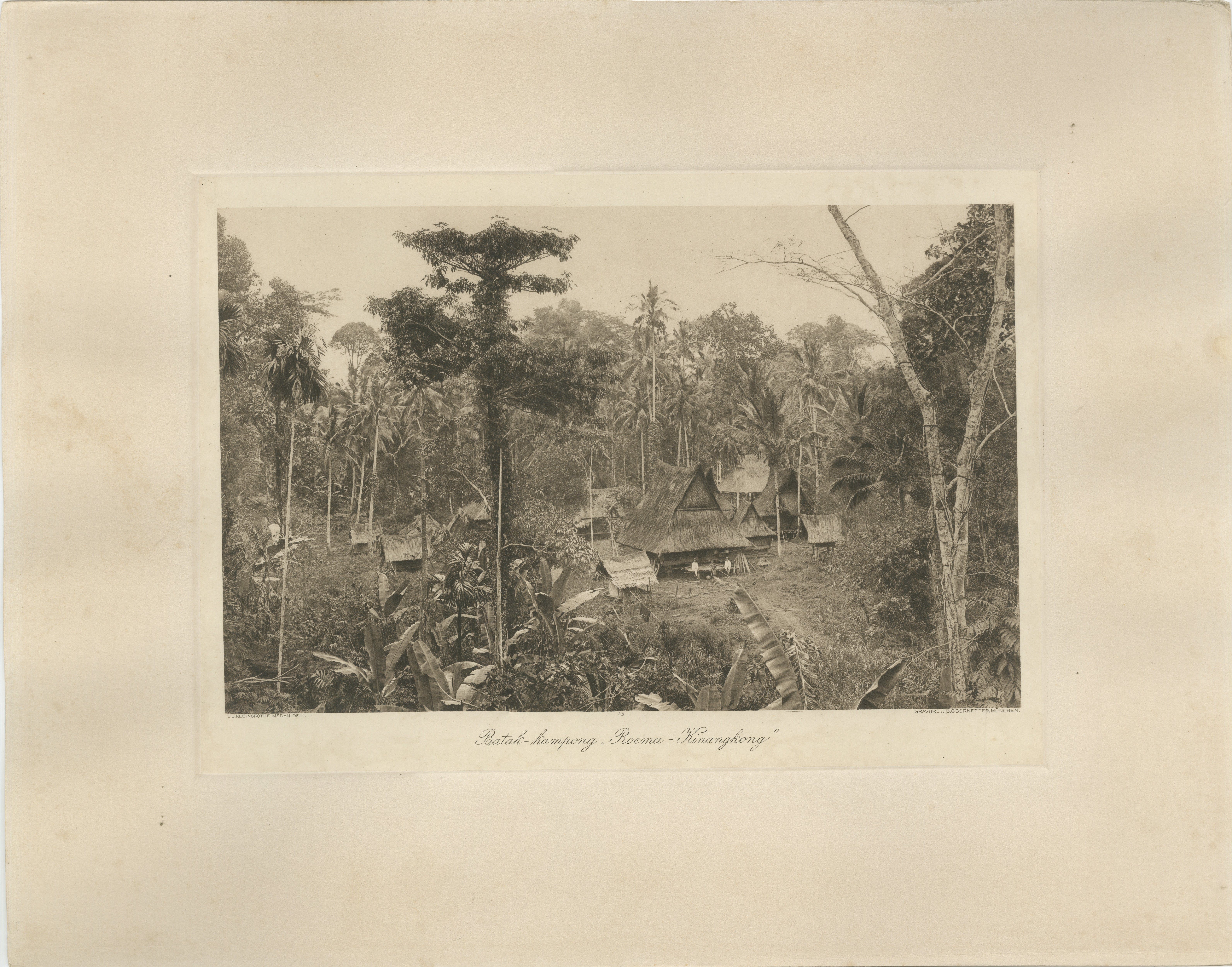 Village Batak Kampong, Sumatra Indes orientales néerlandaises - Photogravure Kleingrothe 1900