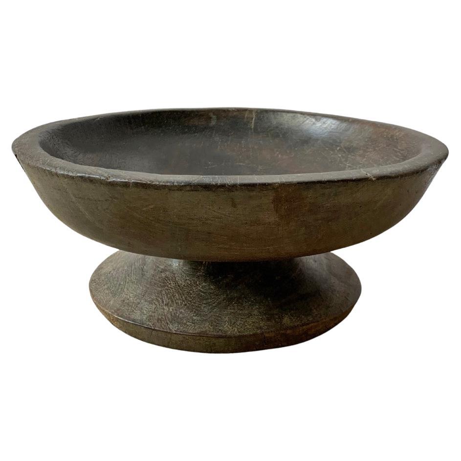 Batak Tribe Ceremonial Bowl from Jackfruit Wood, Early 20th Century