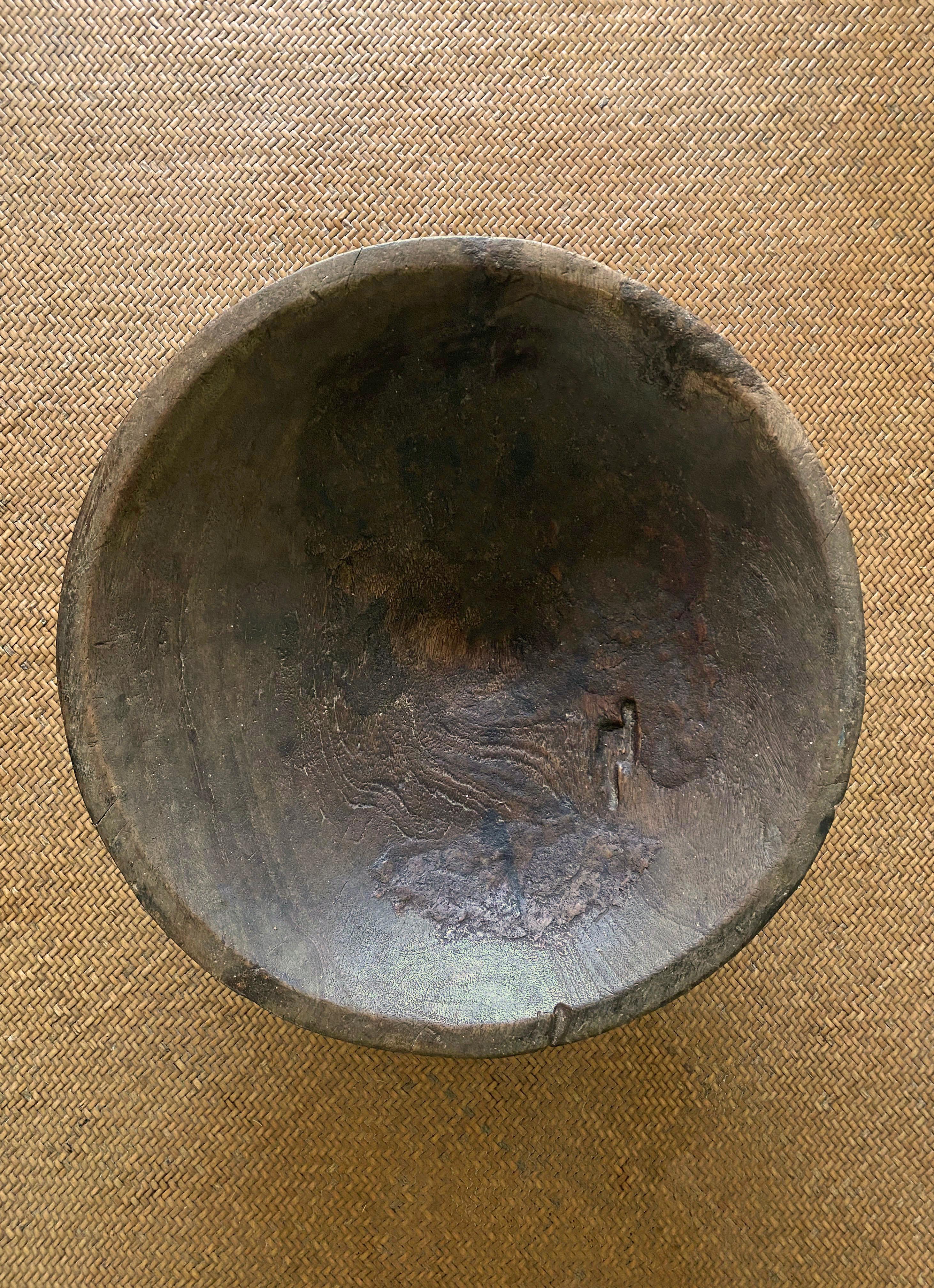 Altro Ciotola cerimoniale in legno della tribù Batak, Sumatra, Indonesia, inizio XX secolo in vendita