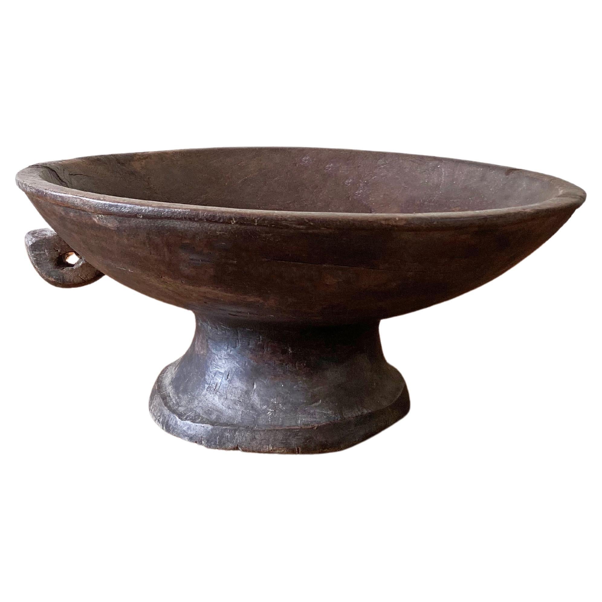 Batak Tribe Wood Ceremonial Bowl, Sumatra, Indonesia, Early 20th Century For Sale