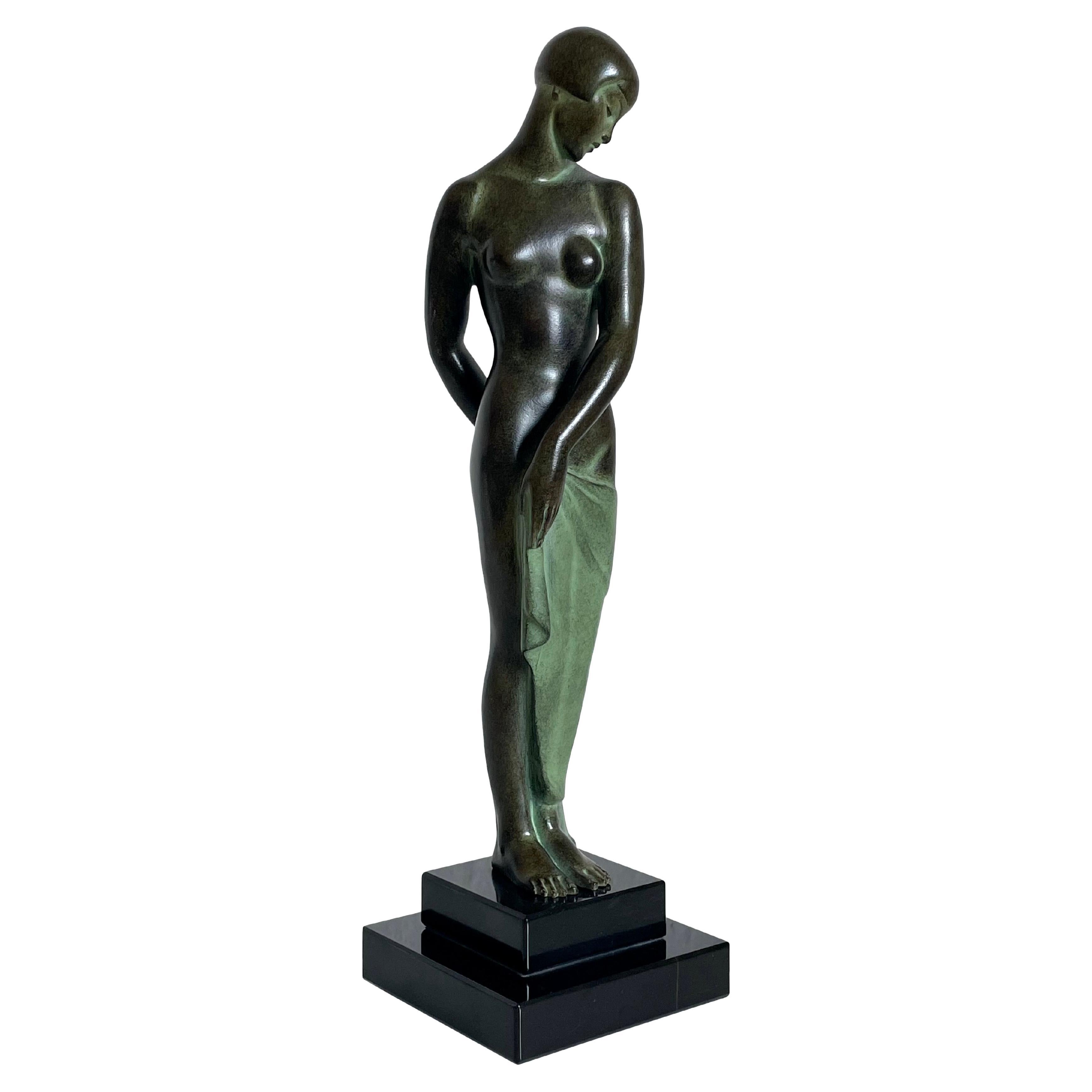 Sculpture de style Art déco Ondine de Pierre Le Faguays pour Max Le Verrier en vente
