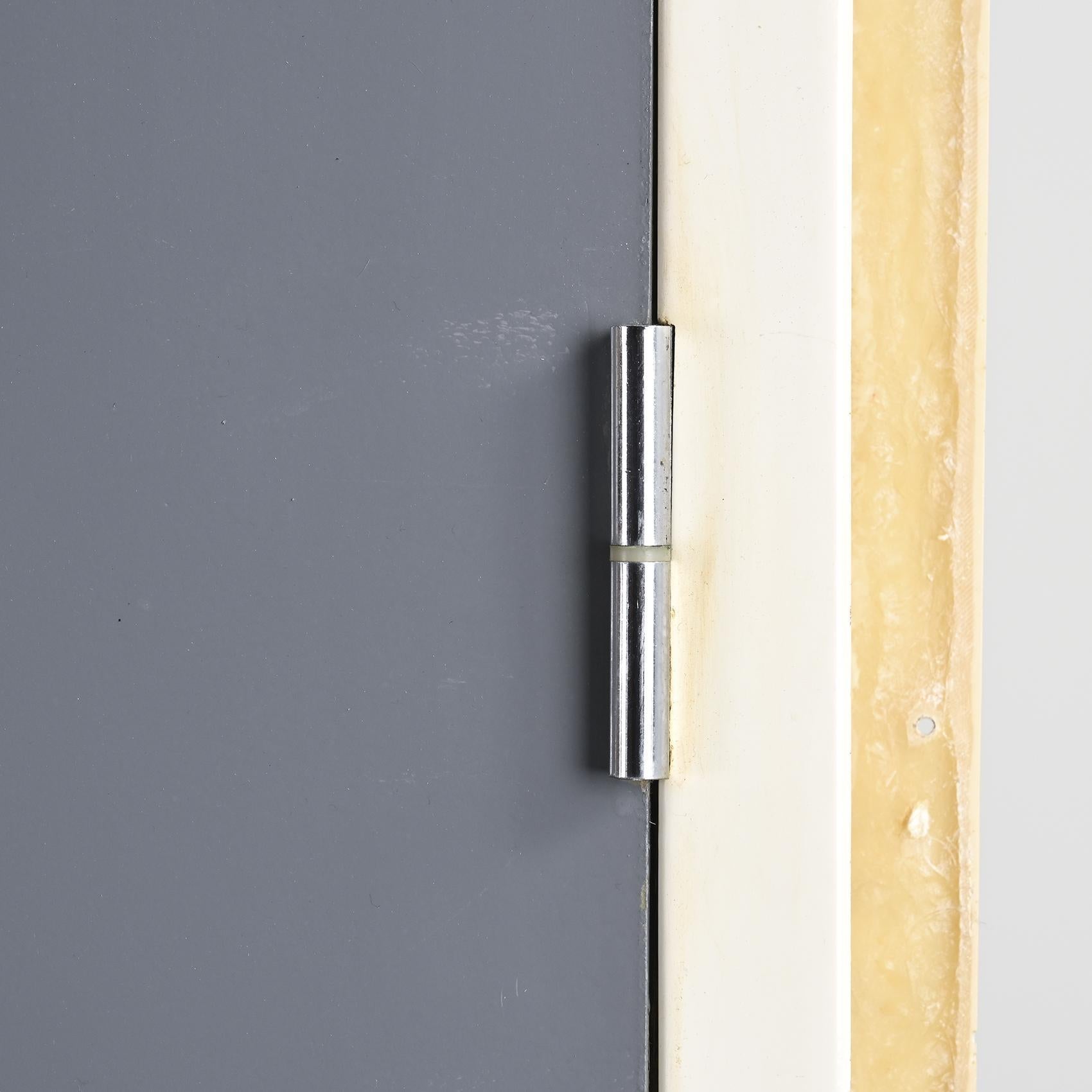 Puerta de fibra de vidrio del cuarto de baño de Charlotte Perriand, hacia 1980 Francés en venta