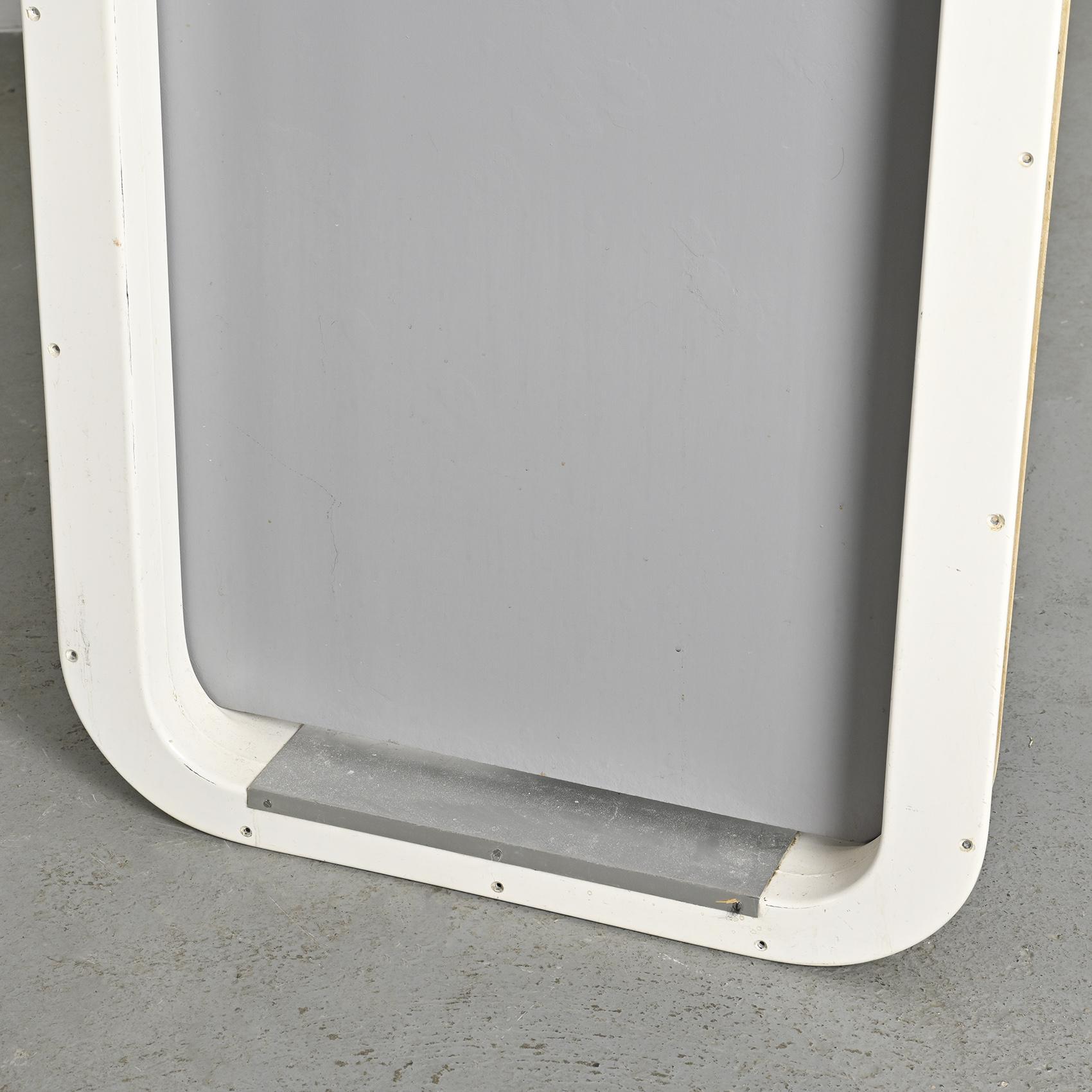 Bathroom Fiberglass Door by Charlotte Perriand, circa 1980 en venta 1