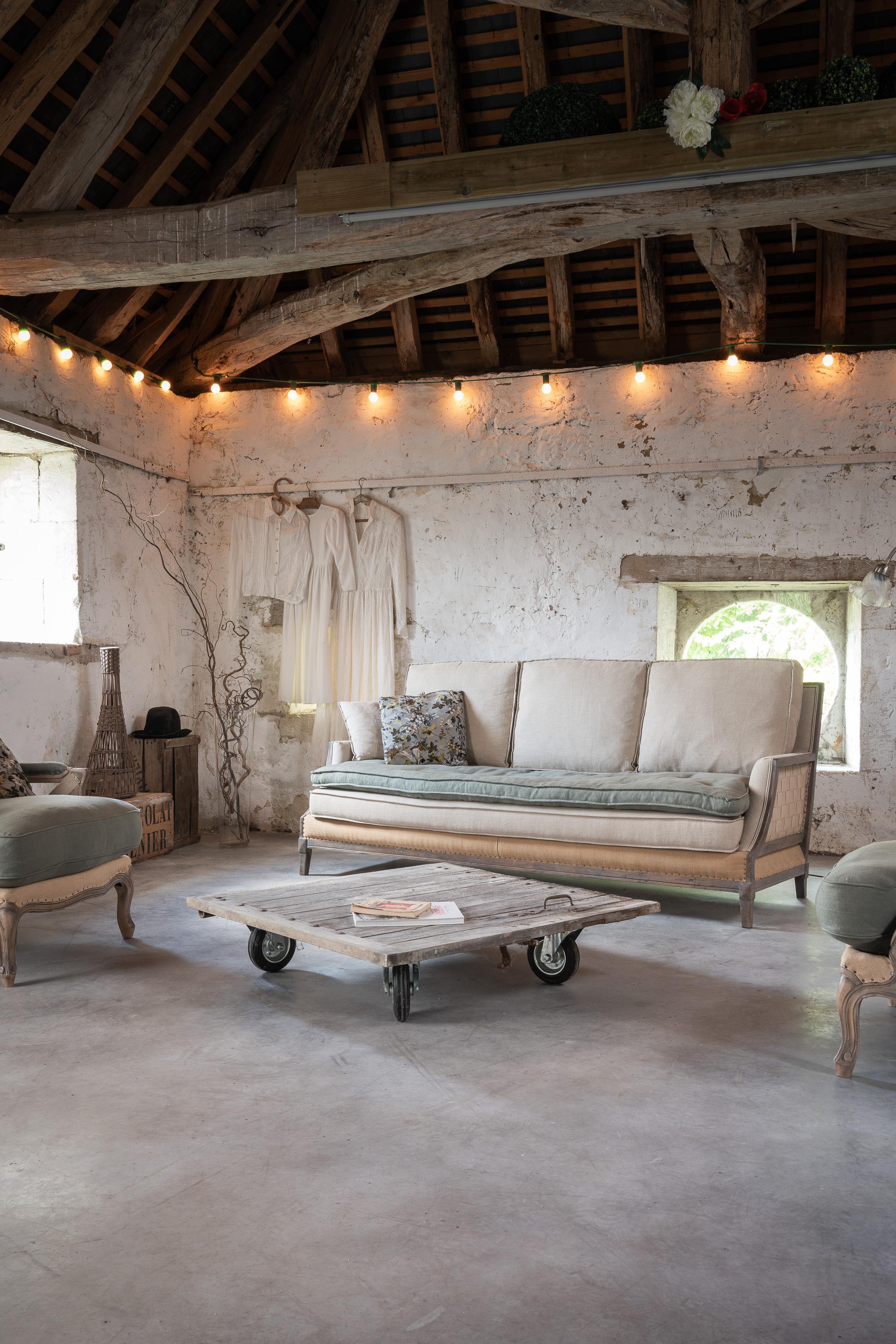 Batignolles Sofa by RALPH M In New Condition For Sale In Geneve, CH
