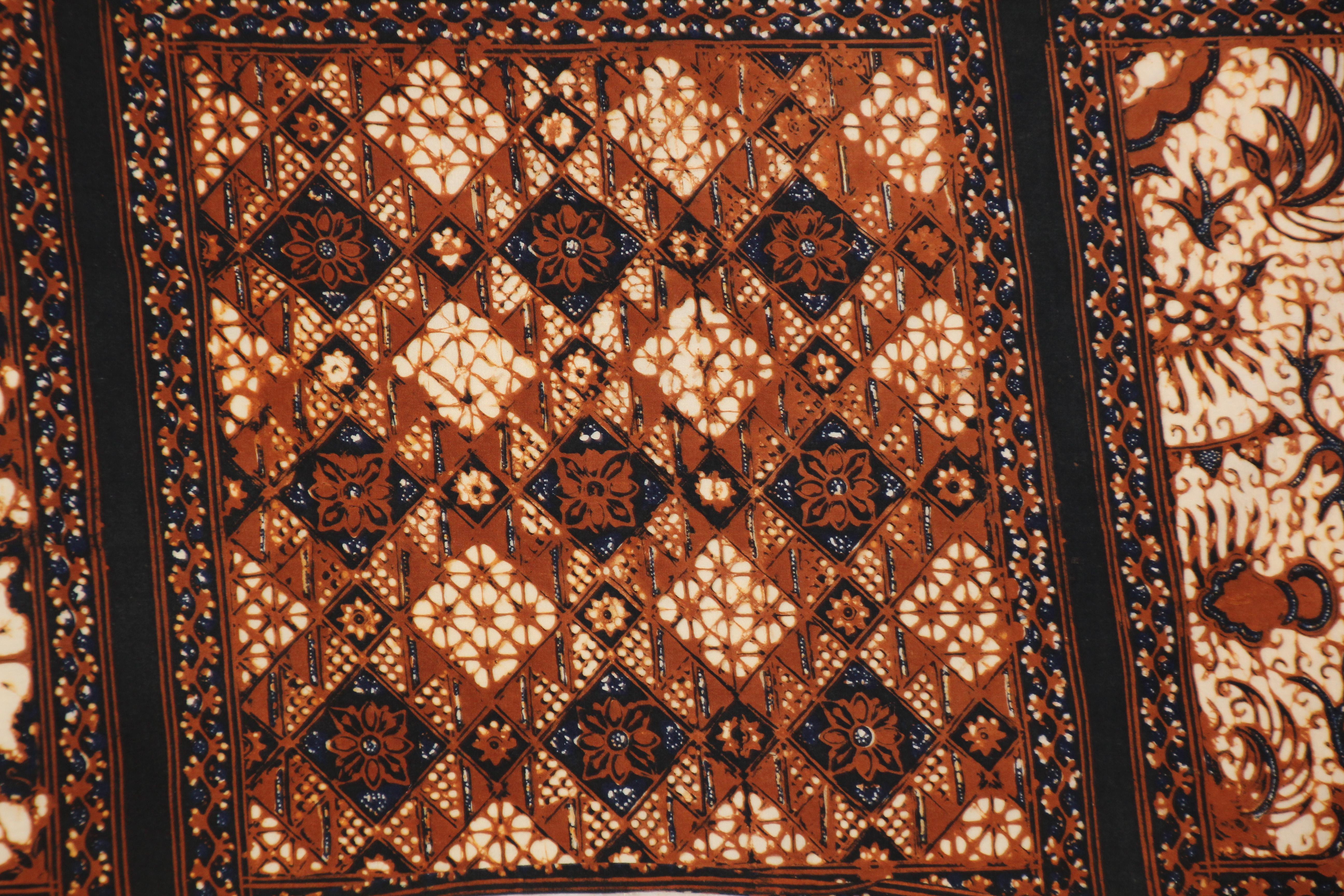Batik Cotton Print Fabric Brown Black & White Textile Panel Java, 1960s 2