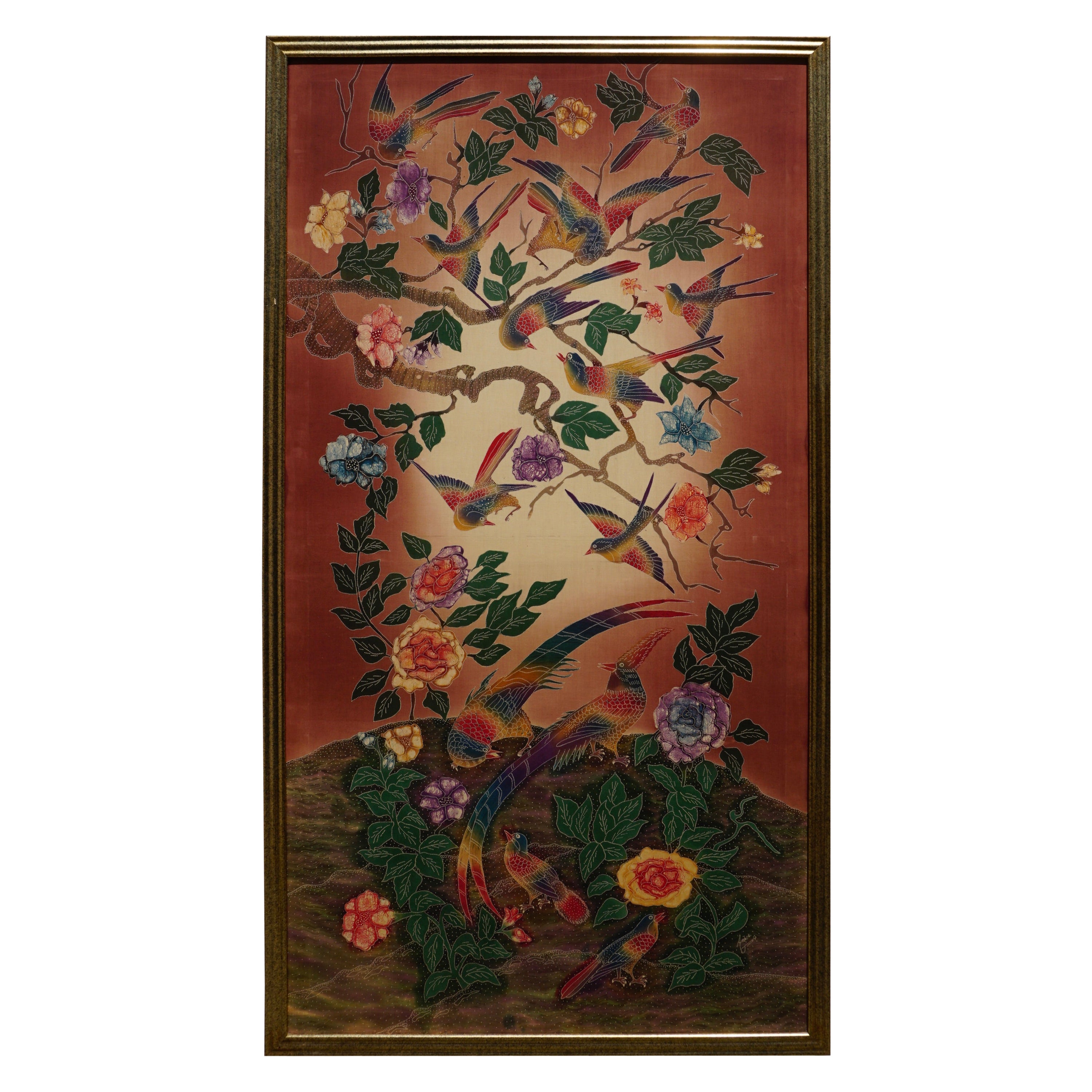 Textil indonesio batik con pájaros y flores