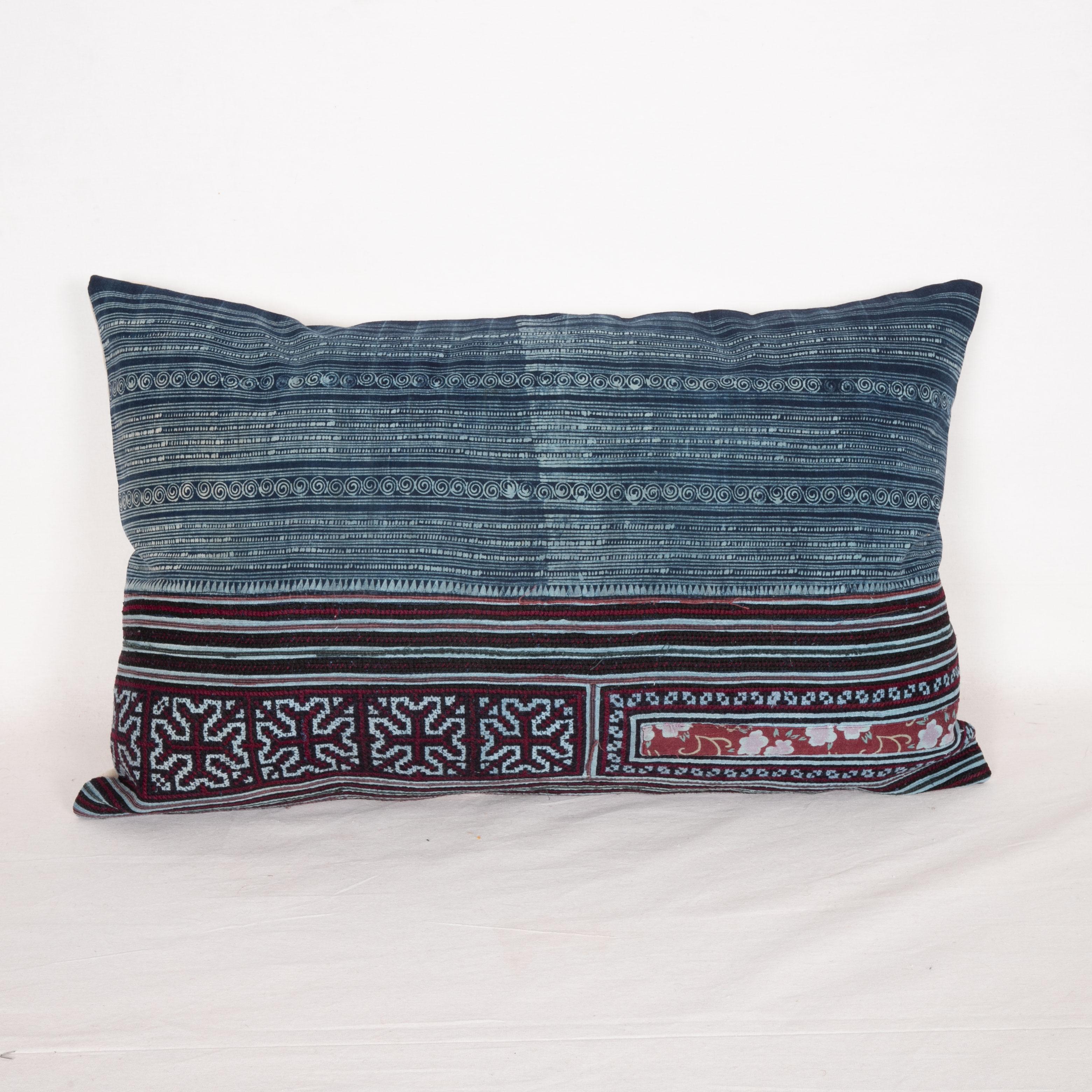 Batik Pillow Cases / Cushions Made from a Hmong Hill Tribe Batik Textile In Good Condition In Istanbul, TR