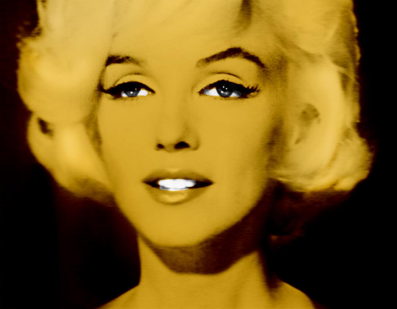BATIK Figurative Print - Gold Marilyn  - Oversized Signed limited edition Pop Art - Marilyn Monroe