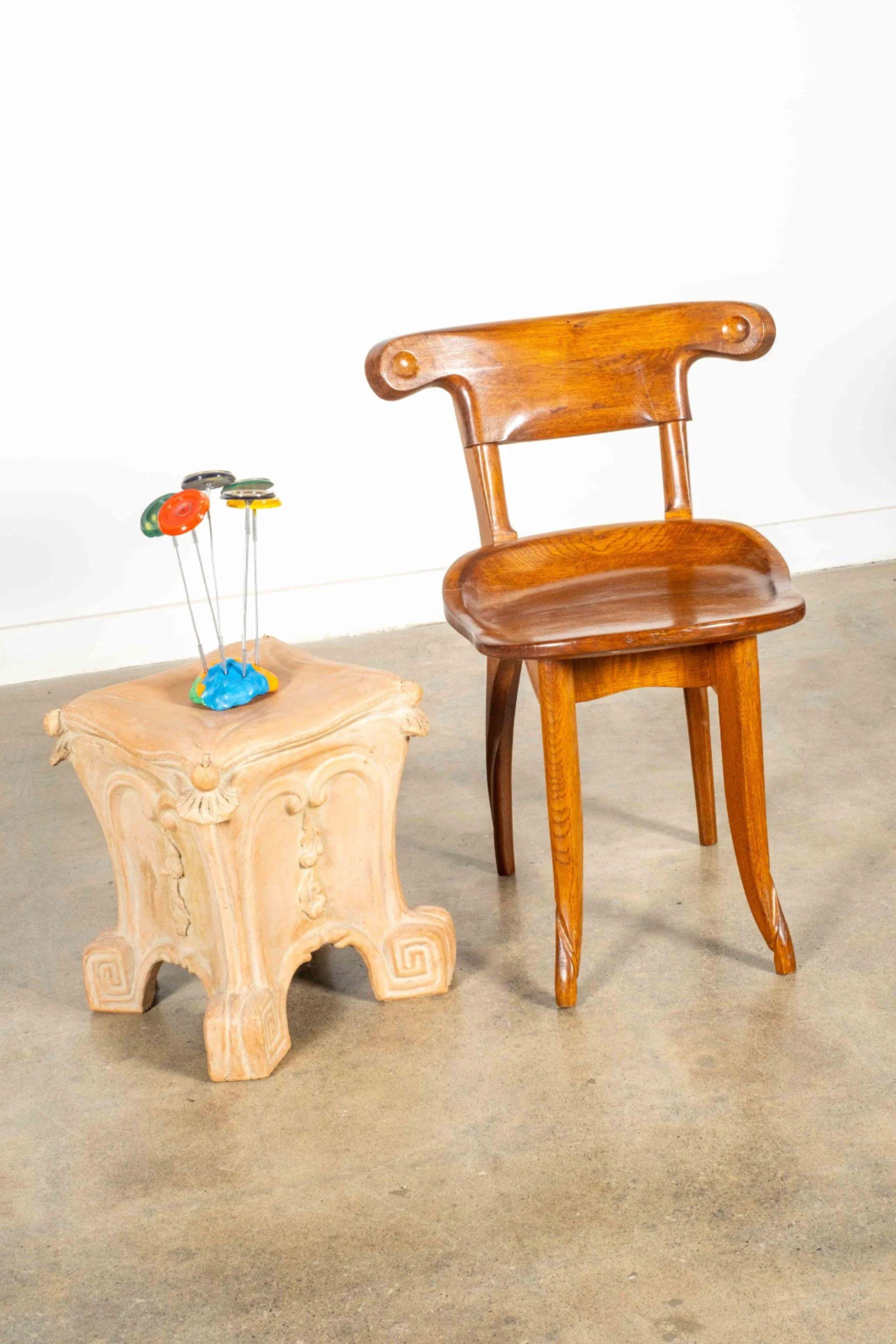 Originally designed by Spanish Modernist Architect Antoni Gaudí in 1907, to be placed in the dining room of Casa Batlló, the Batlló Chair was one of the first signs of ergonomic furniture. Its design presents a reduction of the structure to the bare