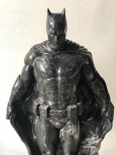 Batman, Escultura de Altura Natural en Mármol Negro