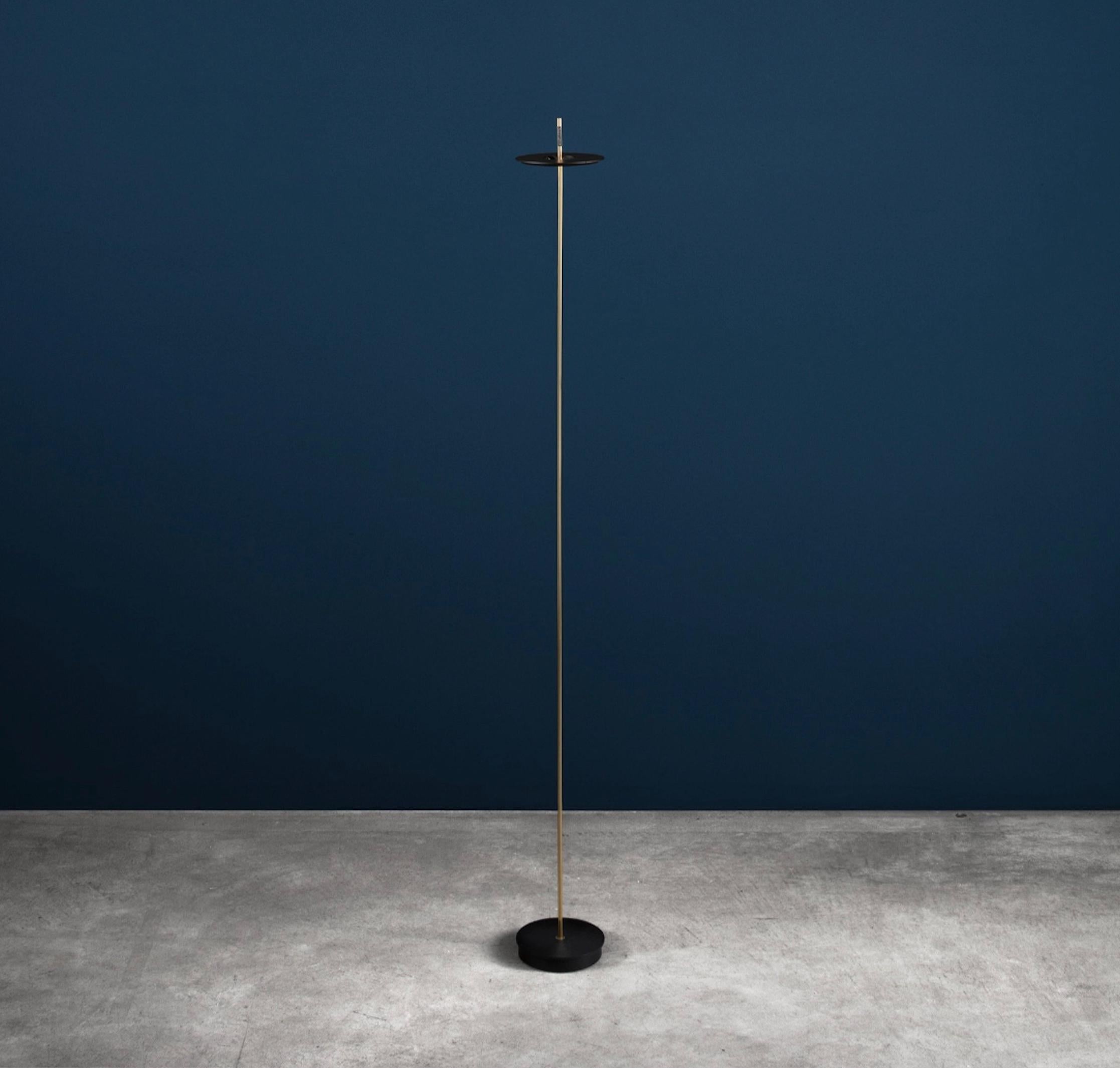 Italiano Lampada a batteria Catellani & Smith Giulietta BE - Finitura nera / asta in ottone in vendita