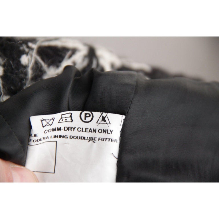 BATTISTONI ROMA Black & White Wool TEXTURED BLAZER Jacket SZ 42 For Sale 4
