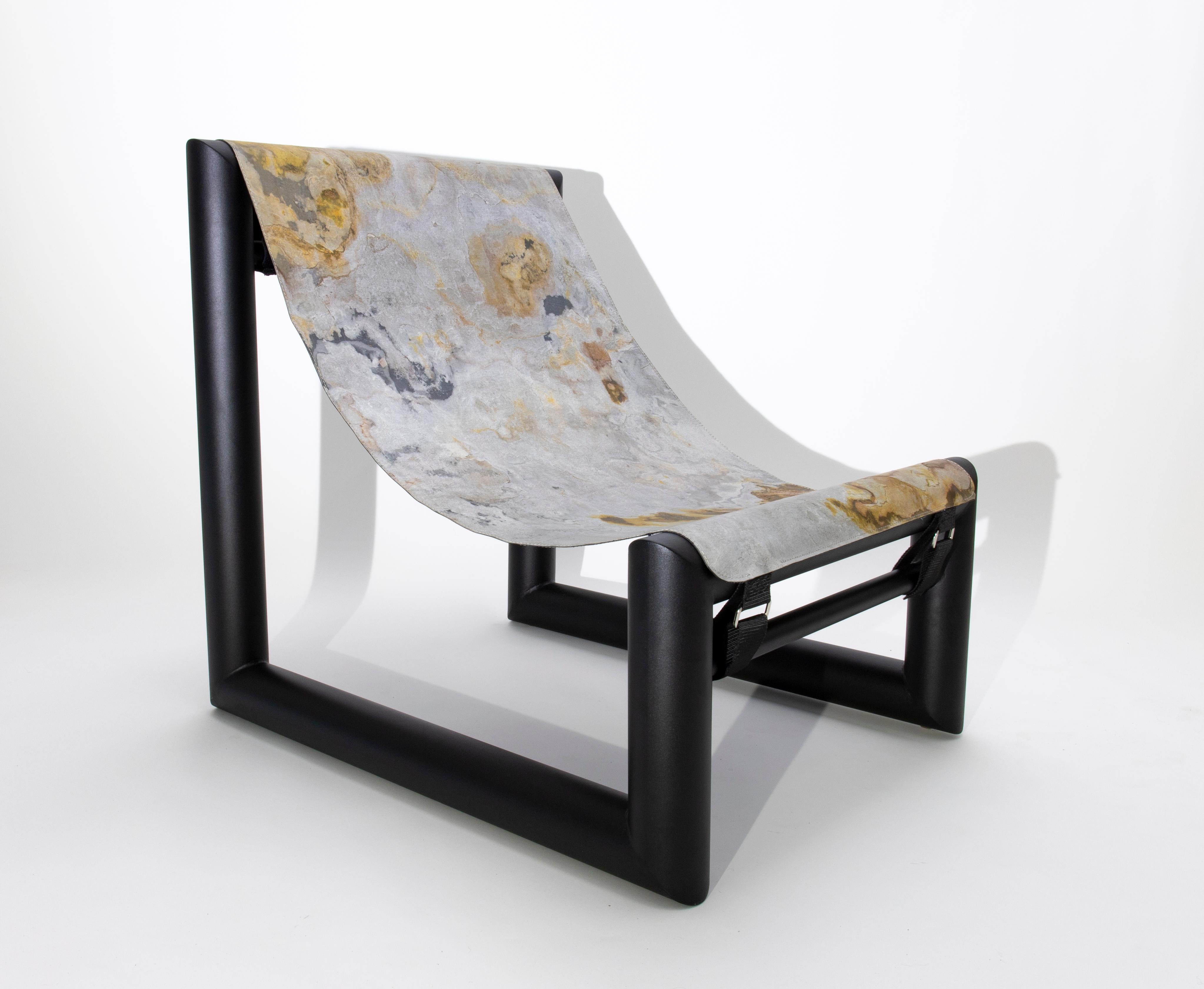 Bau Rouge Contemporary Lounge Chair in Steel and Stone Sheet In New Condition For Sale In London, GB