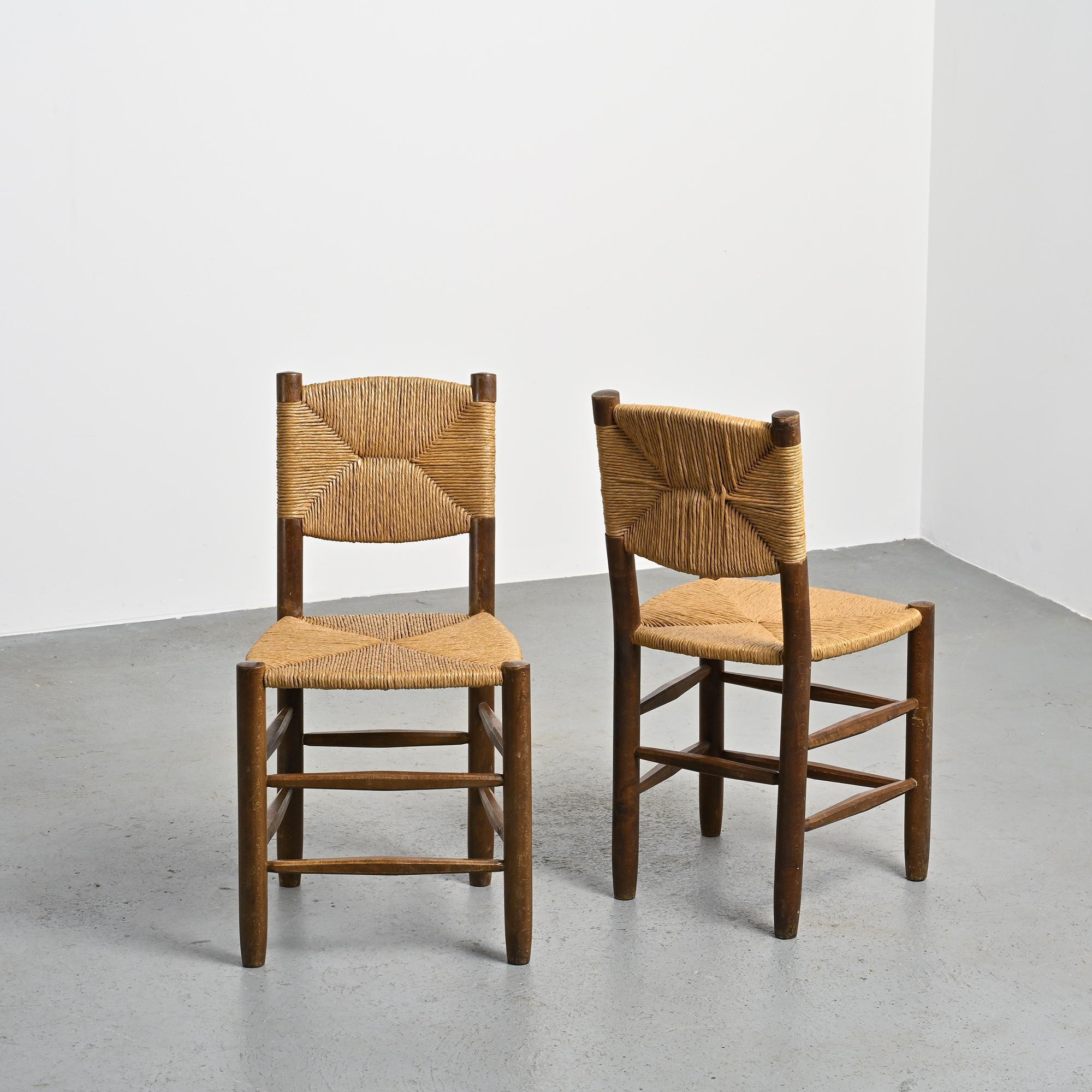Bauche Chairs by Charlotte Perriand, circa 1950, Set of 2 im Zustand „Relativ gut“ im Angebot in VILLEURBANNE, FR