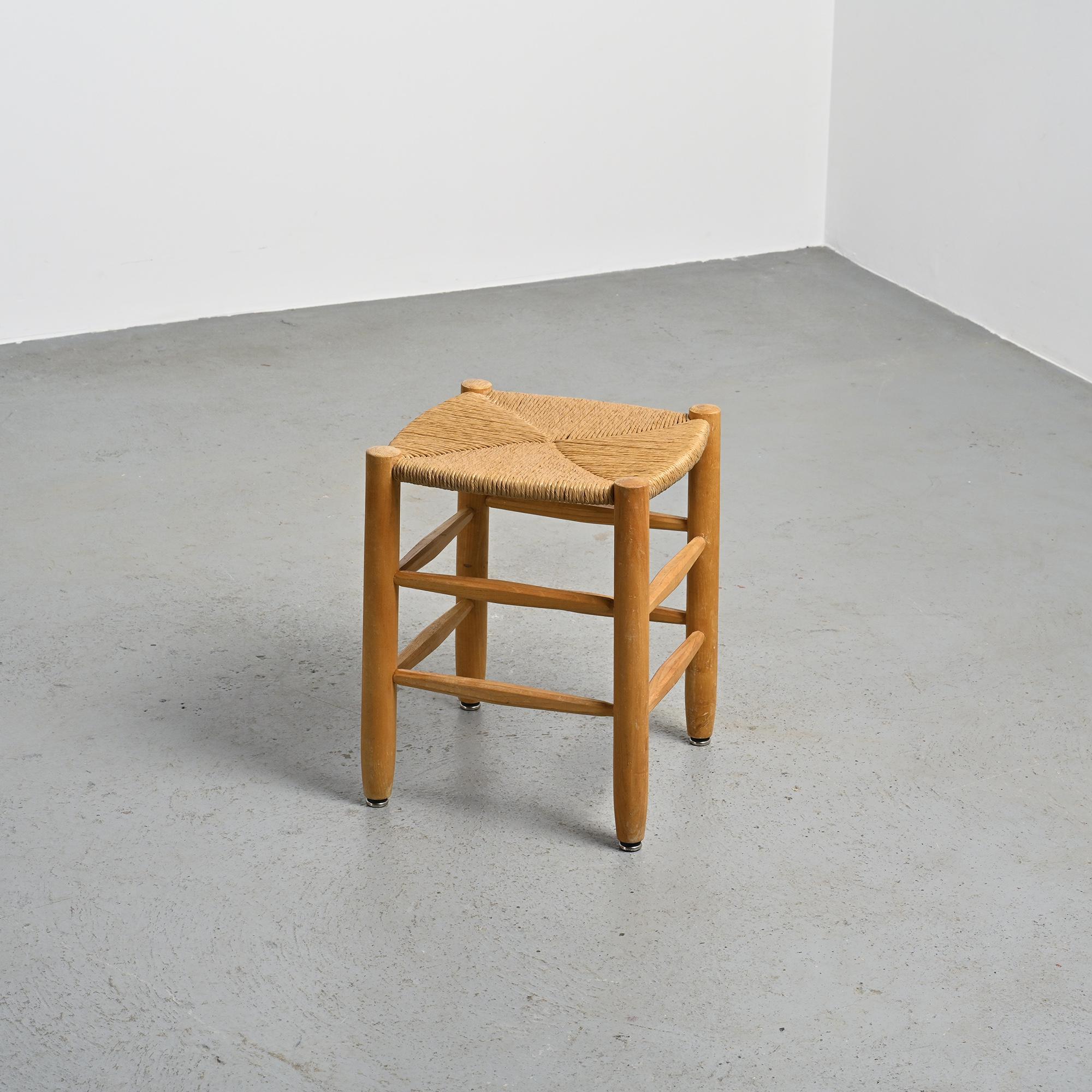 Taburete Bauche de Charlotte Perriand, hacia 1950 Moderno de mediados de siglo en venta