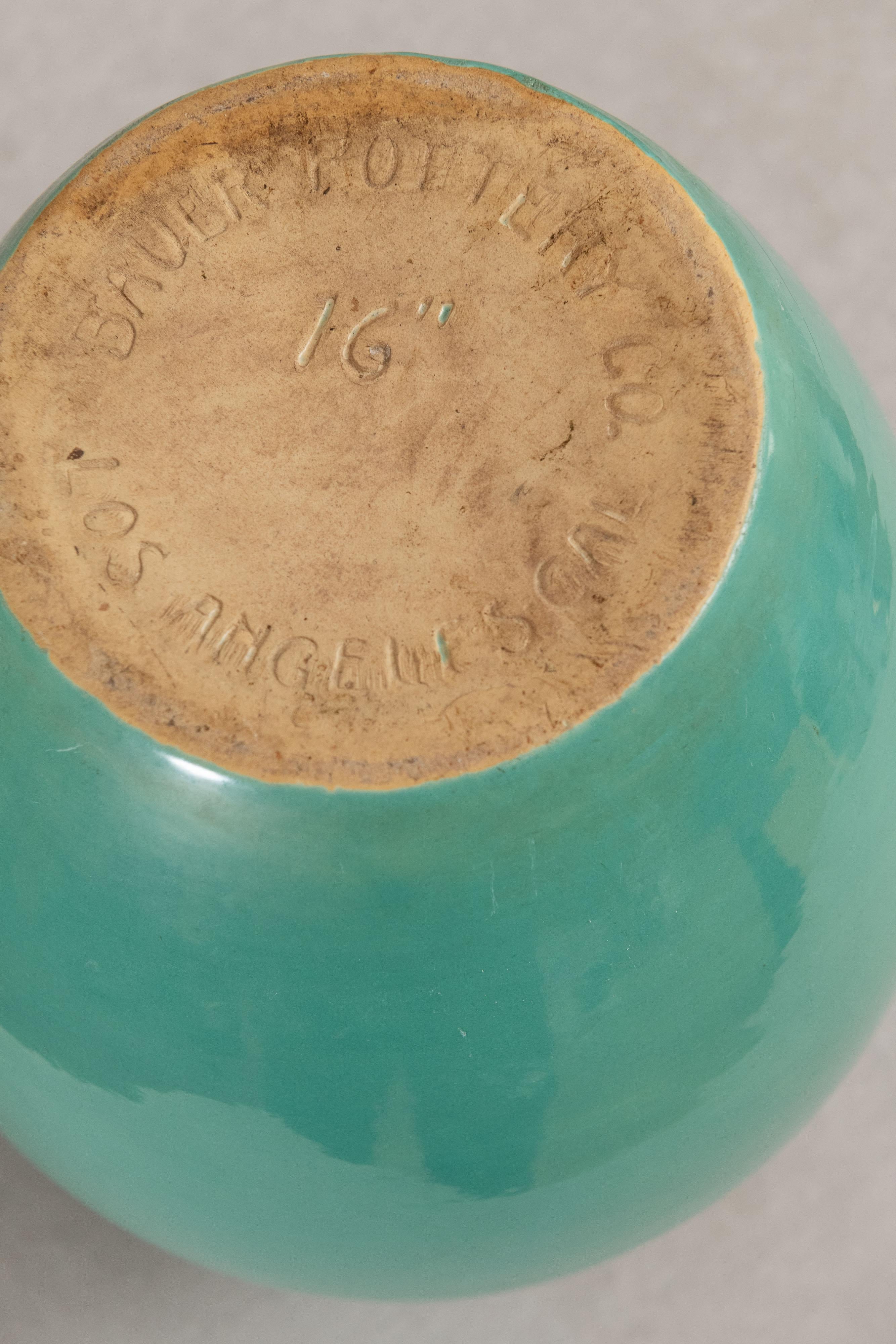 Bauer Co. Jarra de aceite, verde, ca. 1930, Made in California mediados del siglo XX en venta