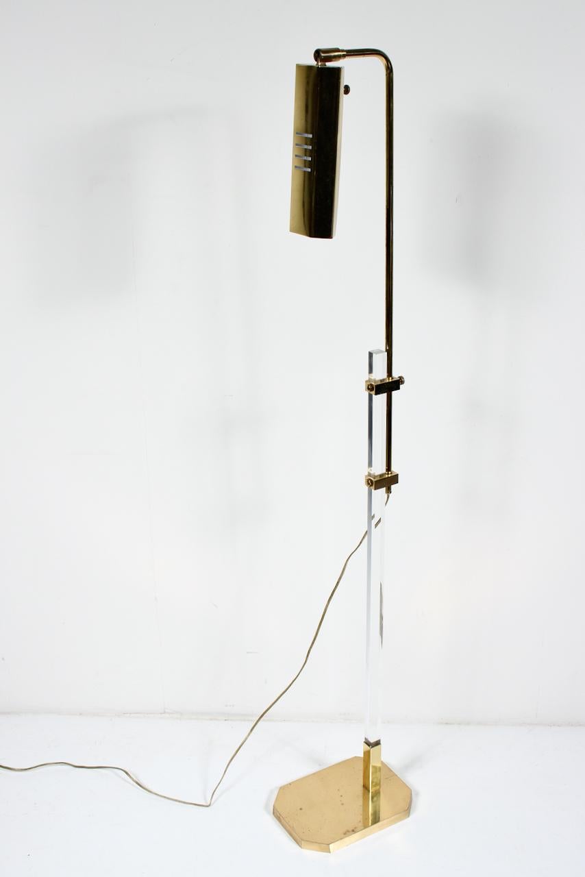 Bauer Lamp Co. Brass and Lucite Adjustable Floor Lamp with Brass Shade, 1970's For Sale 3