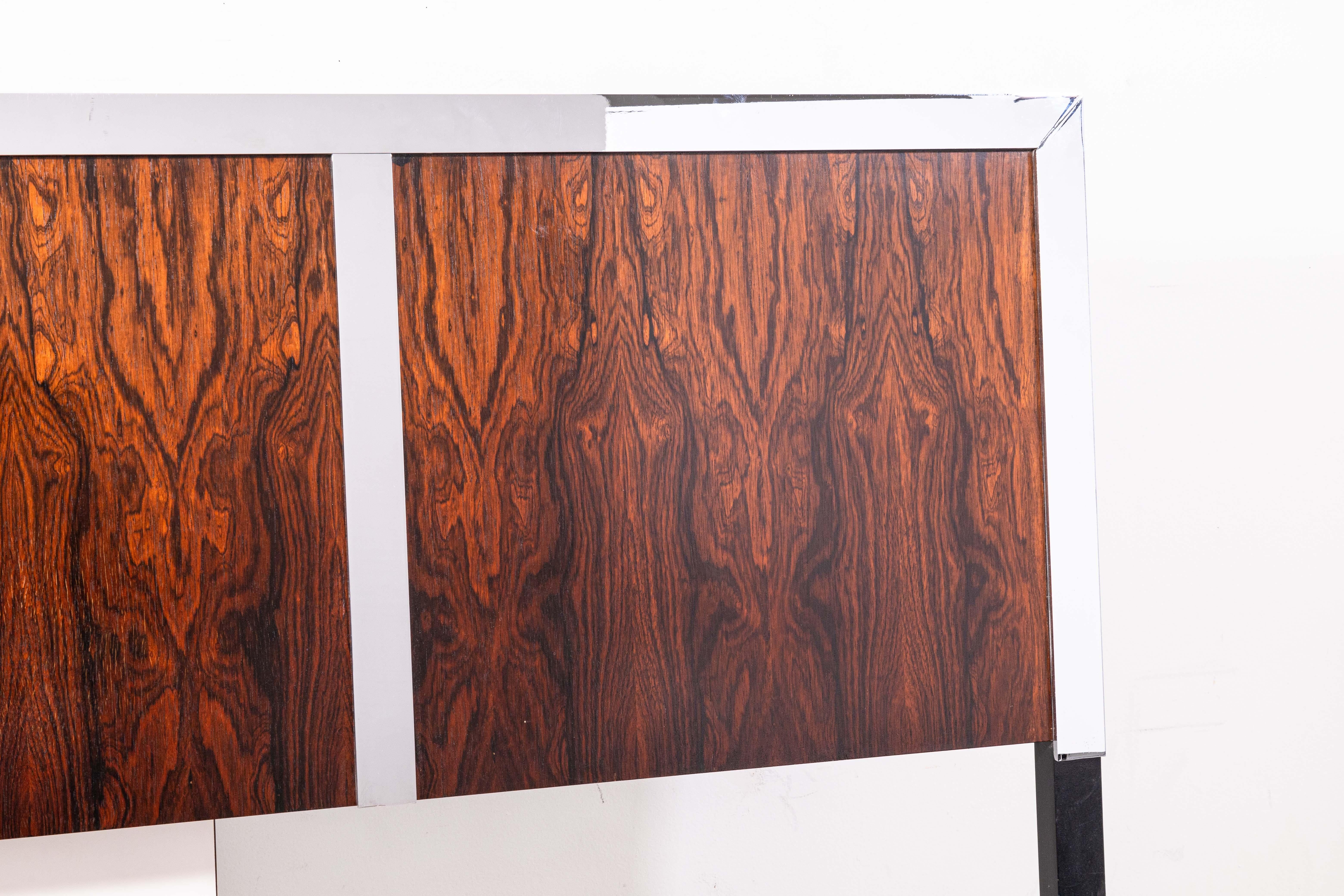 Baughman for John Stuart Rosewood Chrome Queen Vintage Mid Century Headboard In Good Condition For Sale In Keego Harbor, MI