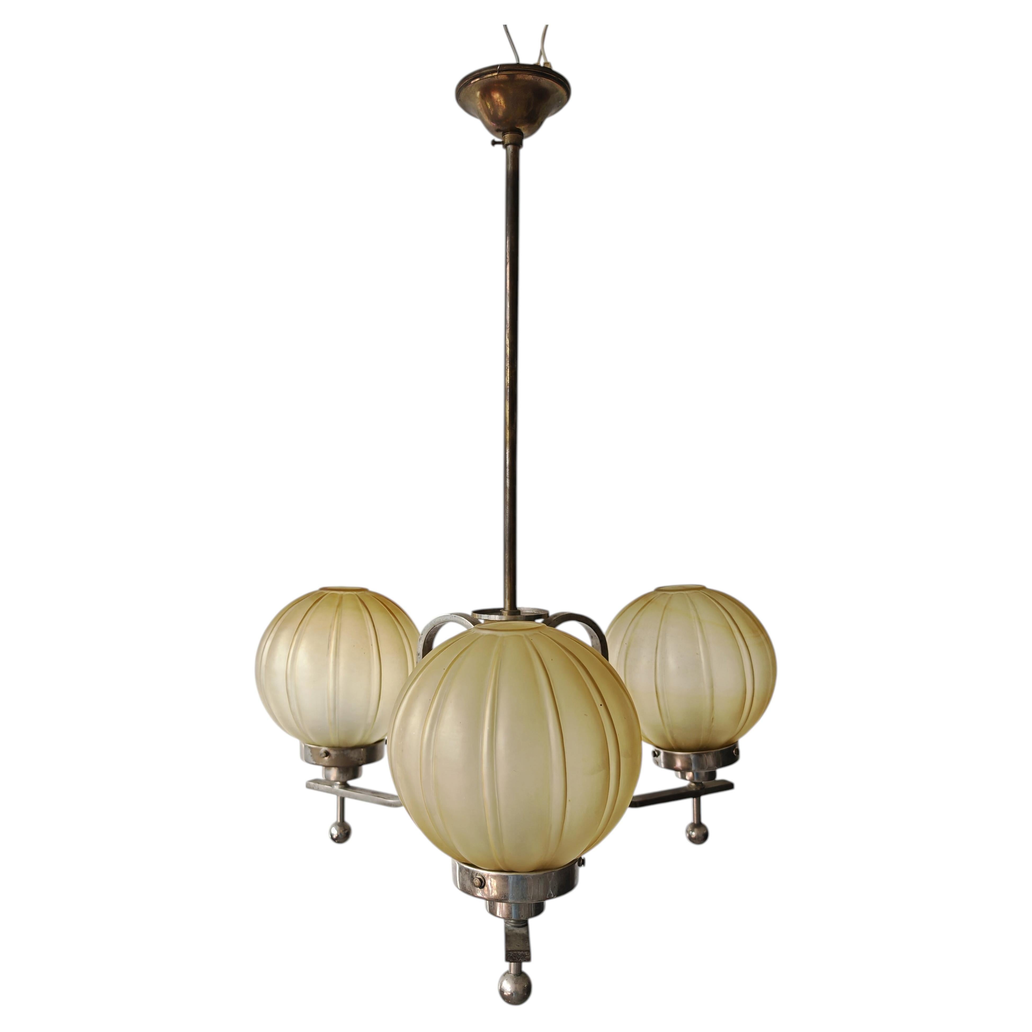 Lampadario Bauhaus a 3 bracci in ottone nichelato, Cecoslovacchia, anni '30
