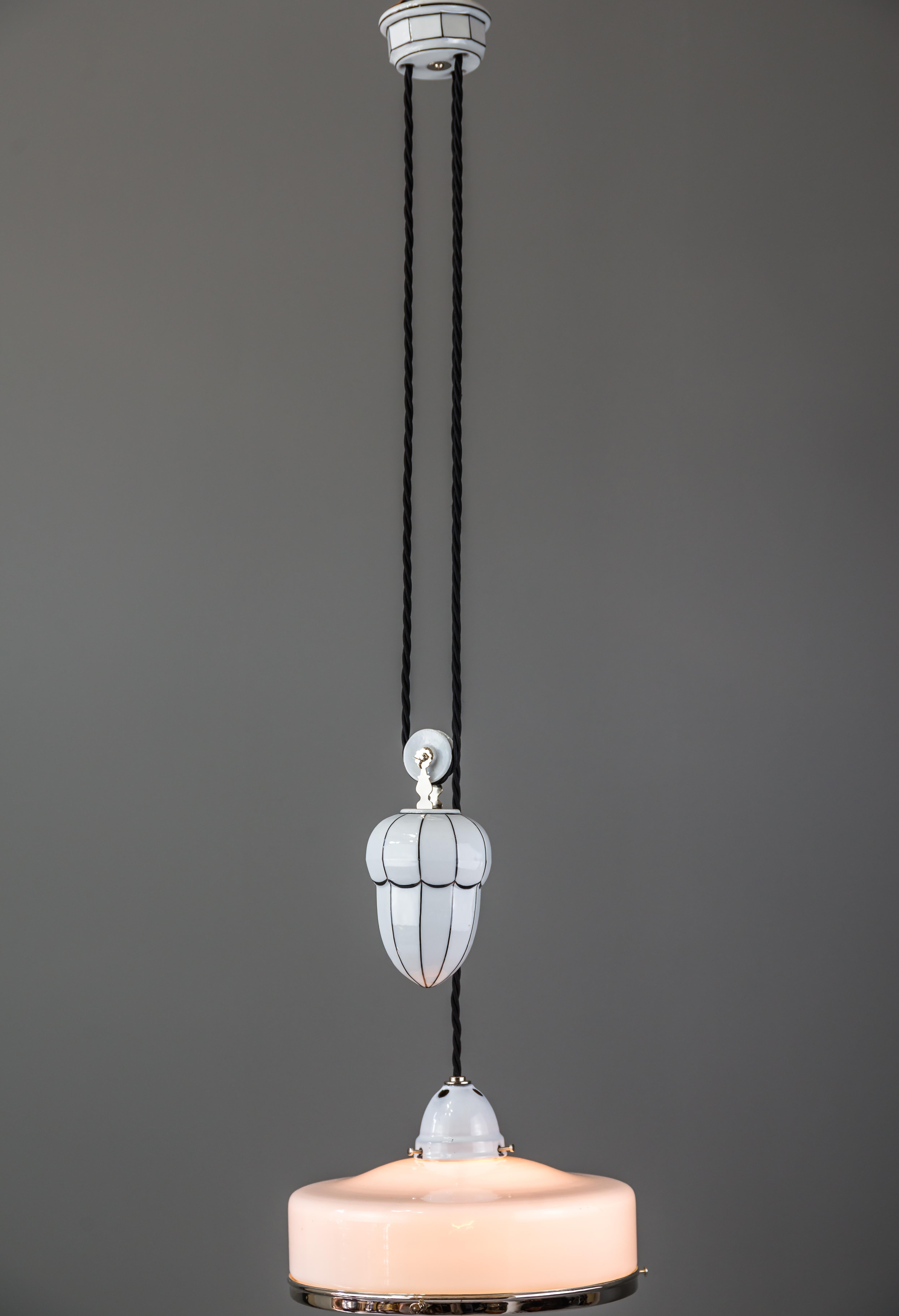Bauhaus Adjustable Porcelain Chandelier with Original Shade, circa 1920s In Good Condition For Sale In Wien, AT