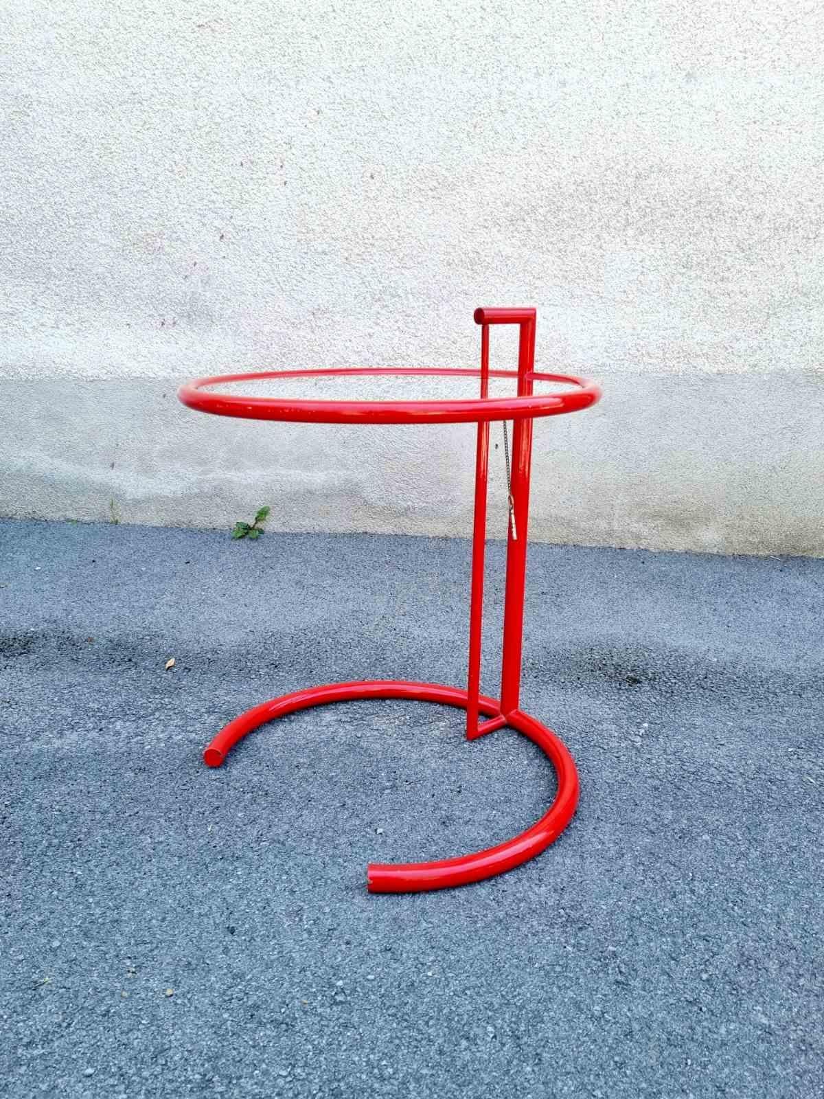 Bauhaus Adjustable Table E 1027 in Red, Designed by Eileen Gray, ClassiCon, 70s For Sale 6