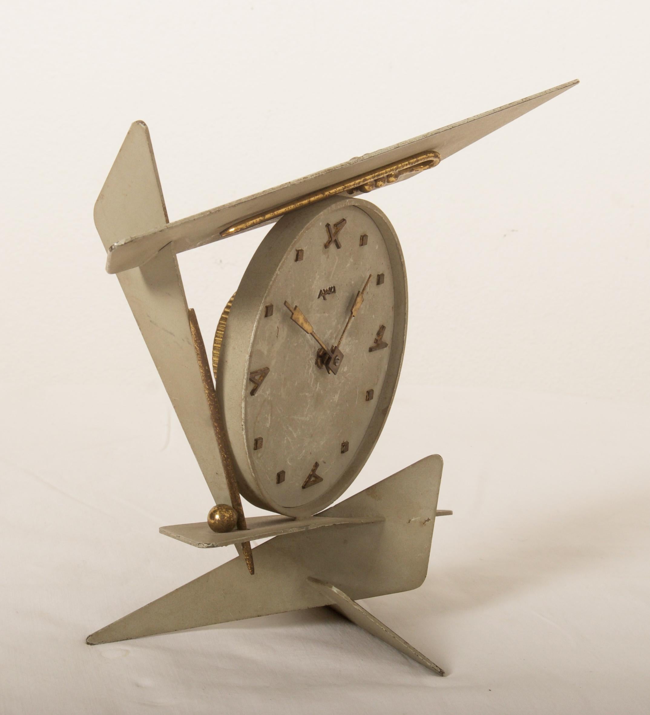 Bauhaus Adrianus Willem Aad Uithol - AWU Table Clock For Sale 5