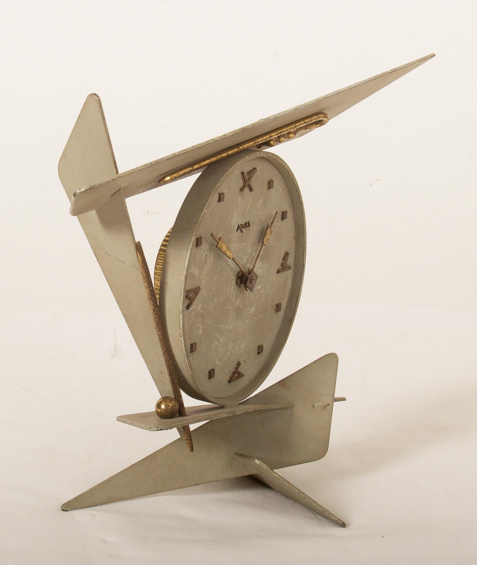 Bauhaus Adrianus Willem Aad Uithol - AWU Table Clock For Sale 6