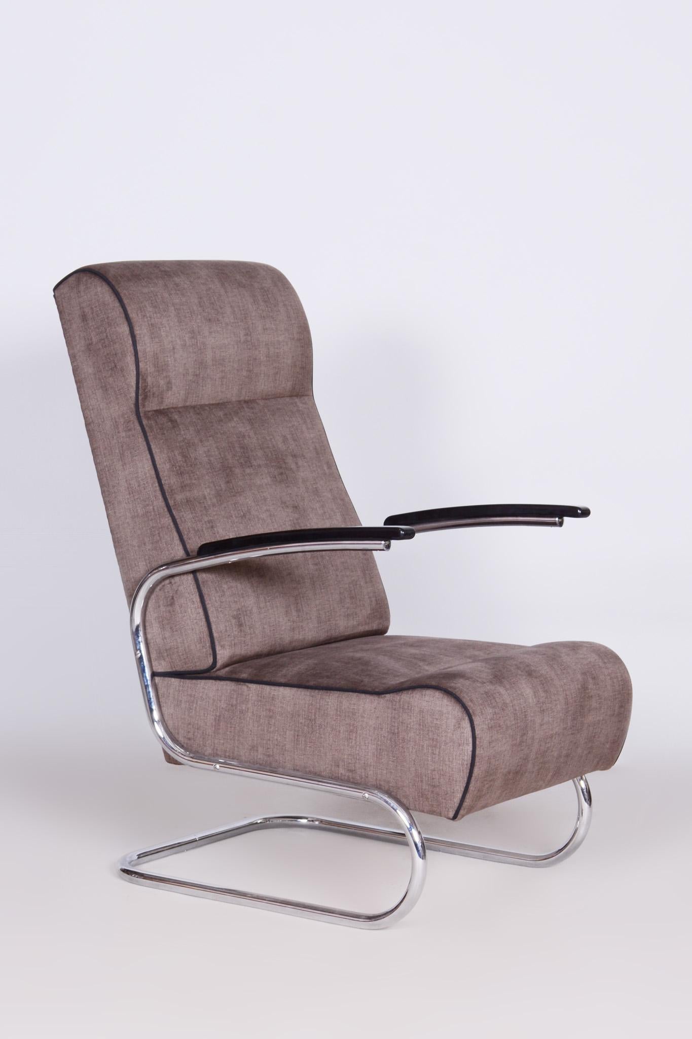 Bauhaus Armchair by Mücke Melder, Restored, New Upholstery, Czechia, 1930s For Sale 9