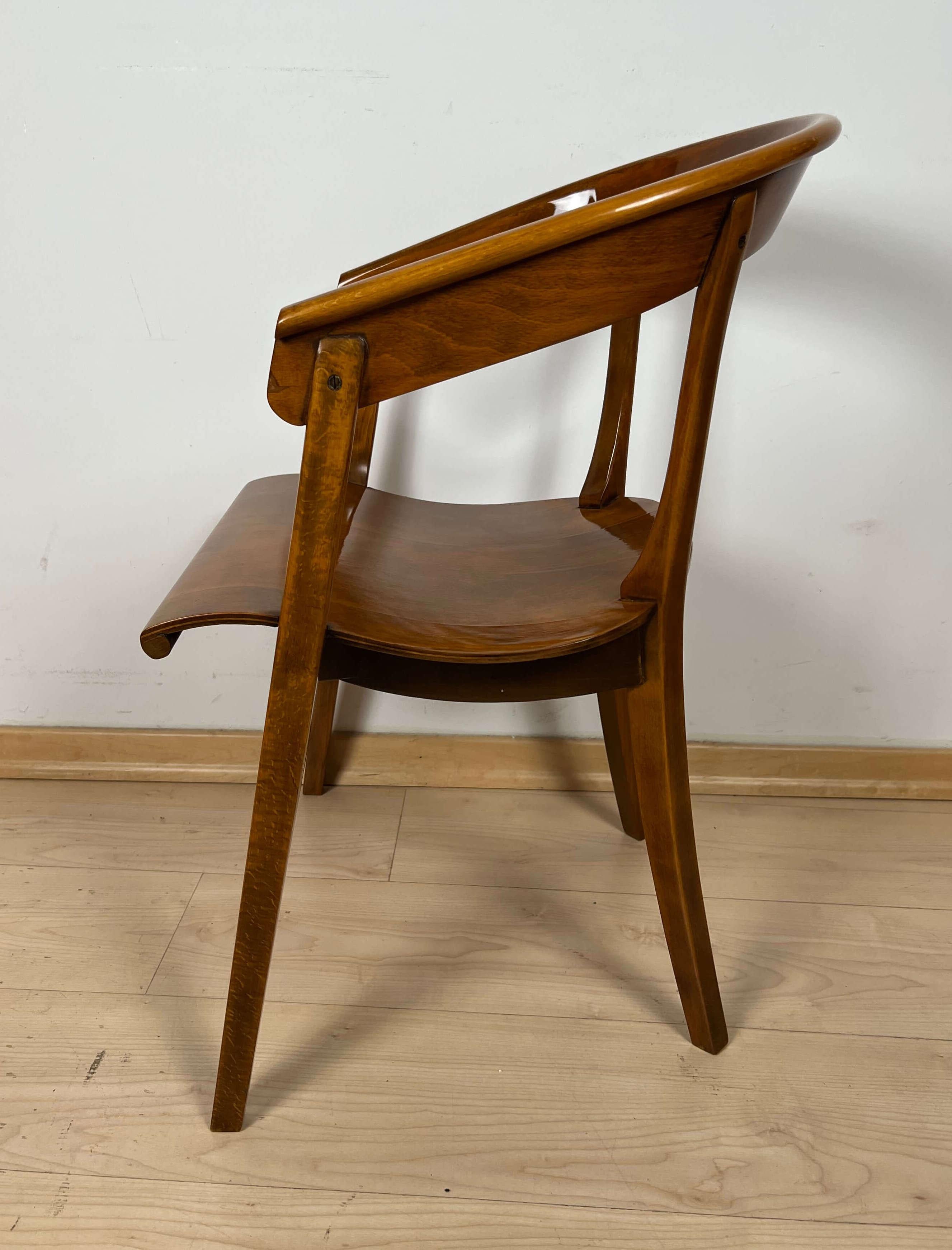 Bauhaus Armchair by Rockhausen, Polished Wood, Germany, 1928 In Good Condition For Sale In Regensburg, DE