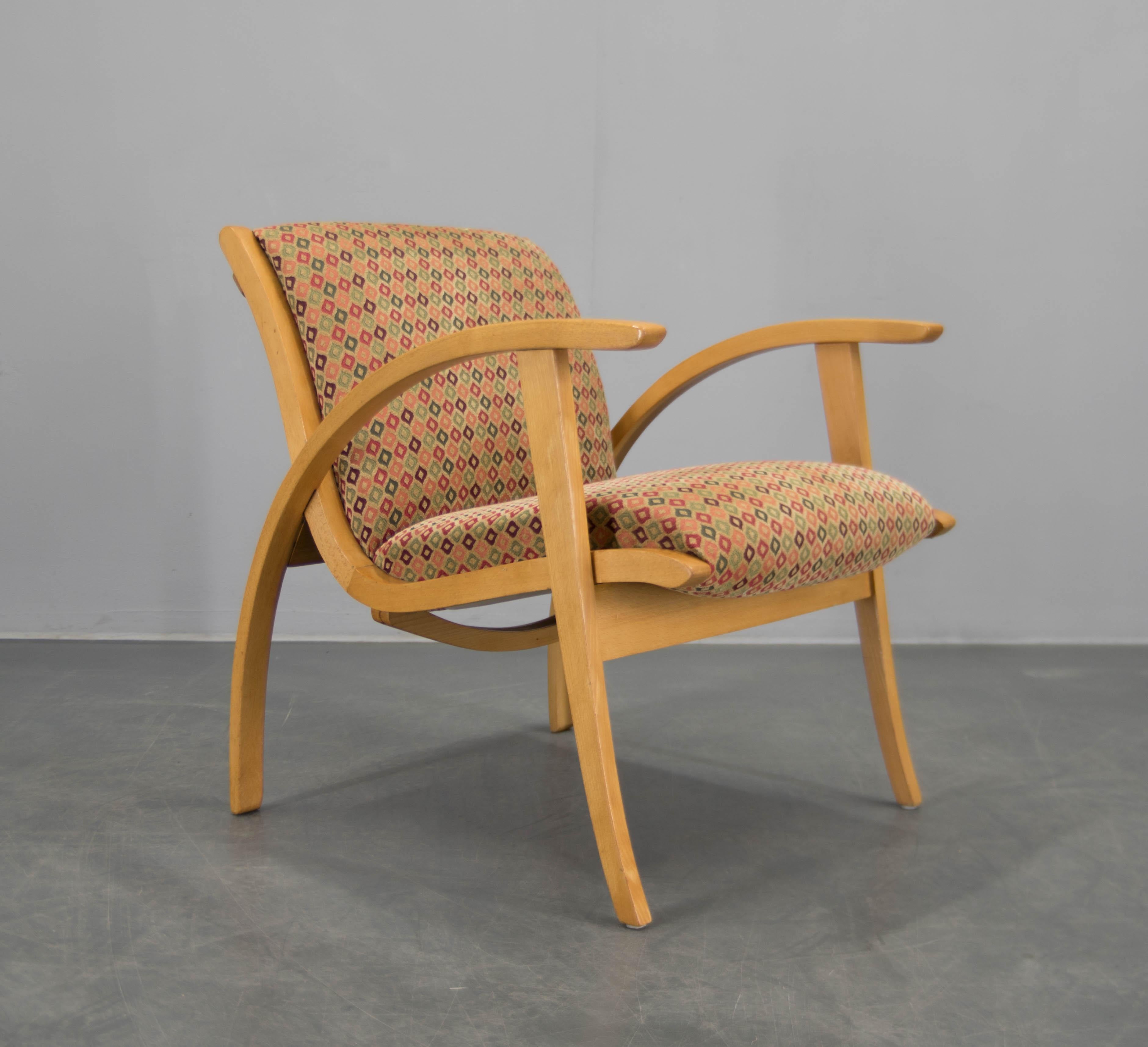 Designed by Erich Dieckmann for Gelenka DPP in 1930s.
Recently reupholstered with high quality fabric. Then it was used very little.
Two pieces are available if required. One of them was repaired on the underside with metal strips.