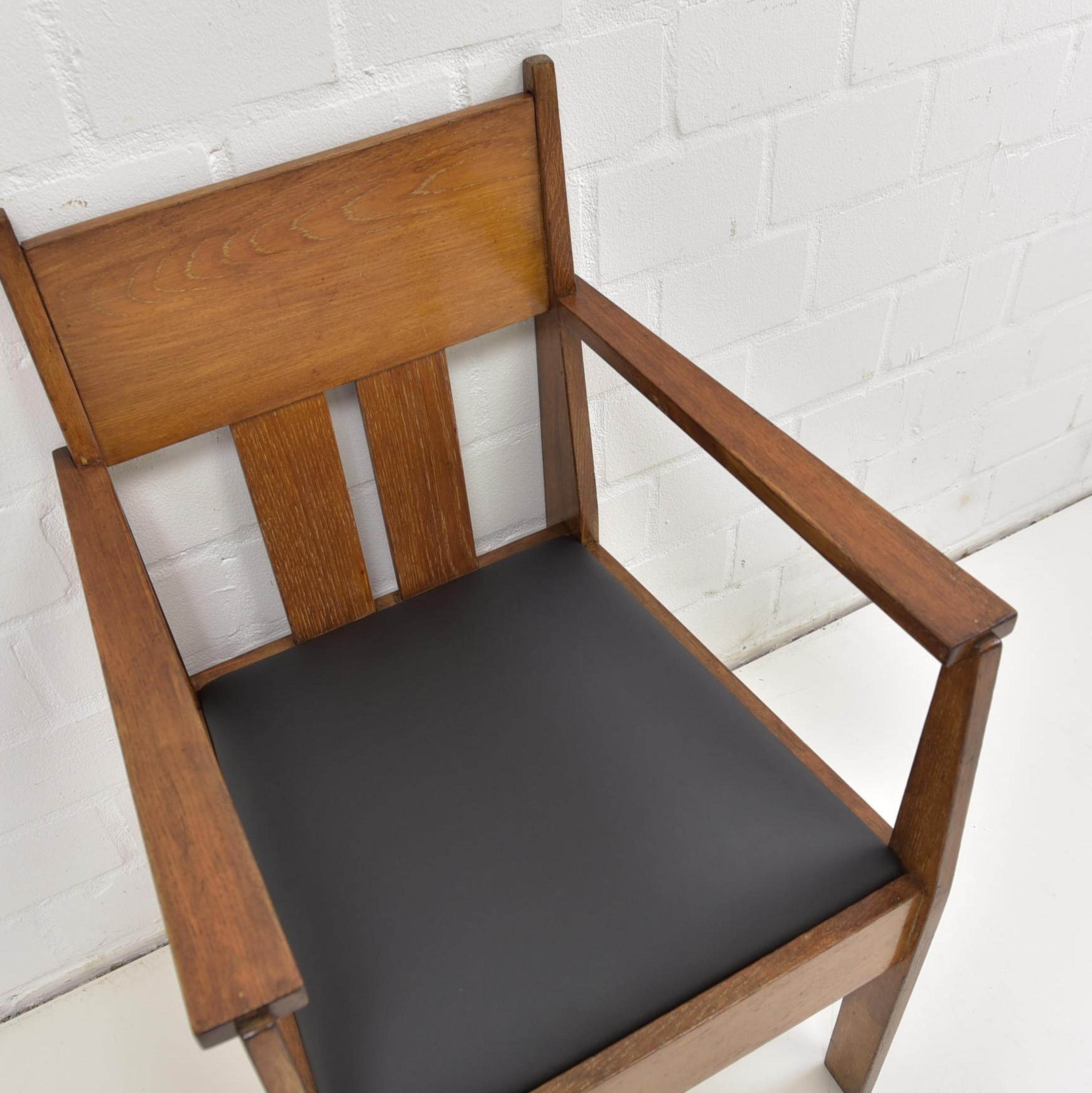 Bauhaus Armchair Desk Chair in Oak, 1930 For Sale 7