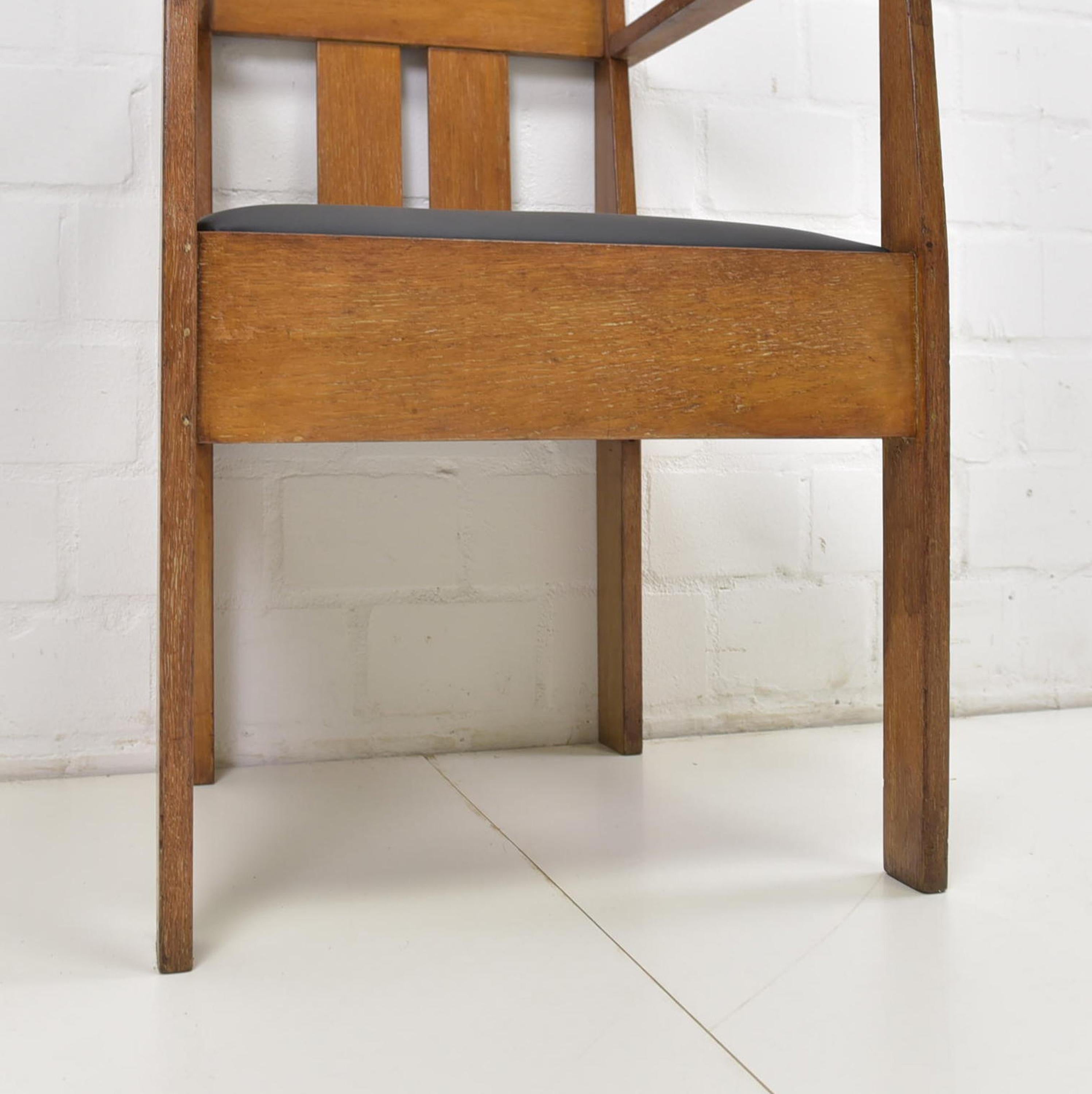 20th Century Bauhaus Armchair Desk Chair in Oak, 1930 For Sale