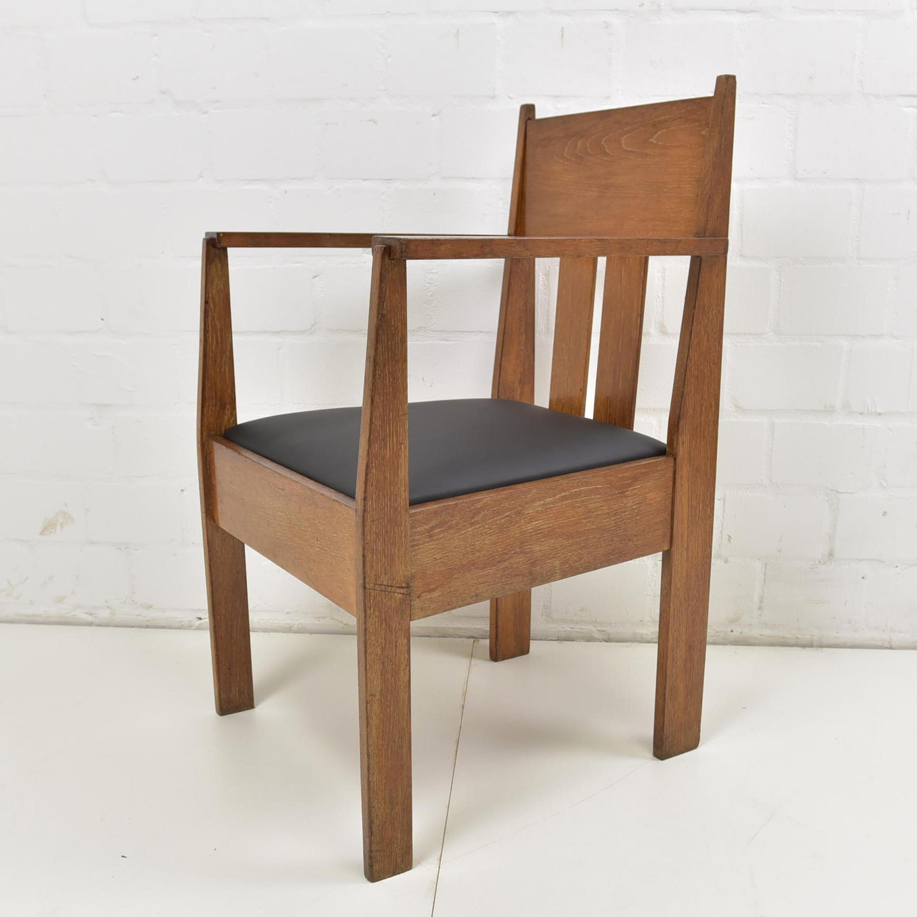 Bauhaus Armchair Desk Chair in Oak, 1930 For Sale 3