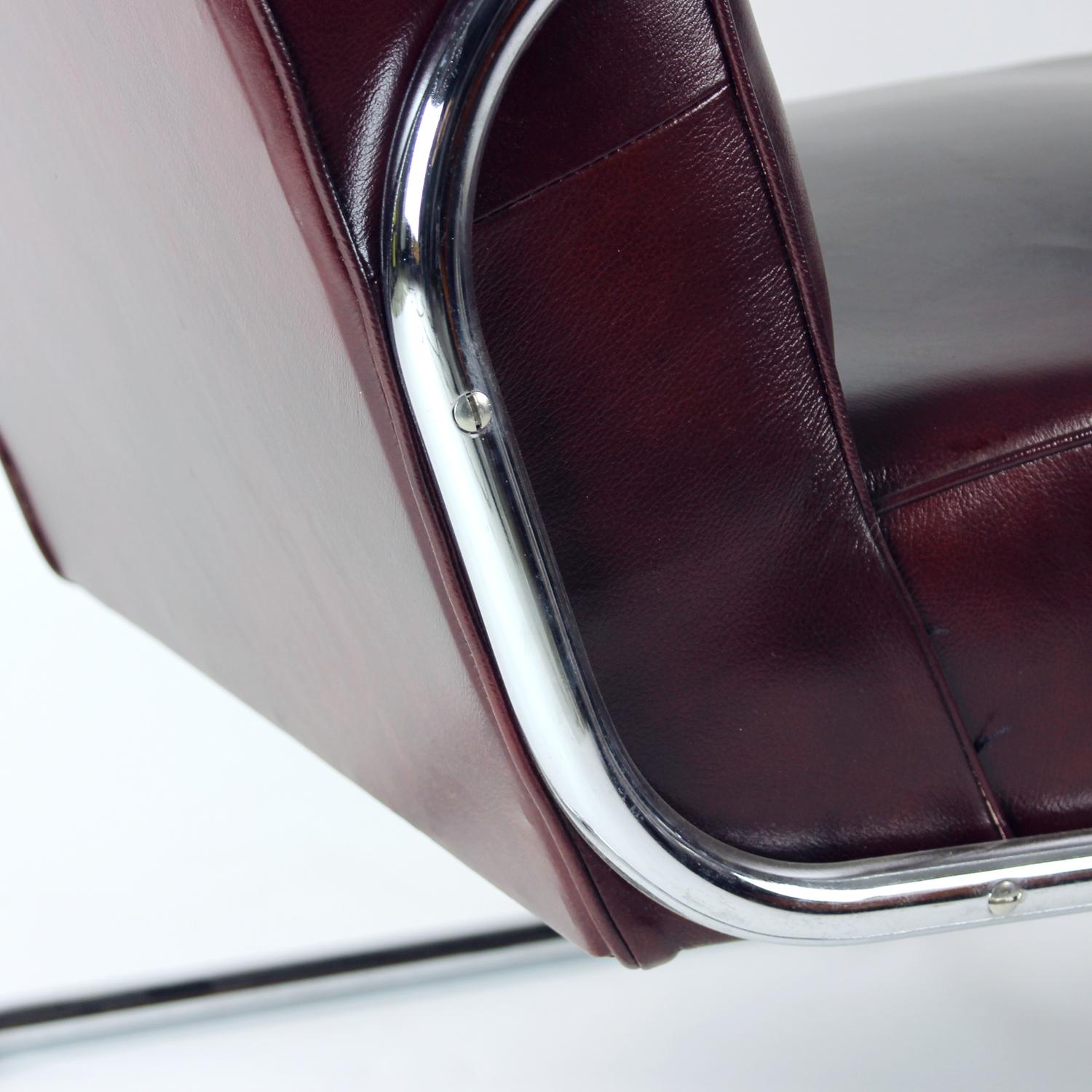 Bauhaus Armchair In Chrome & Leather, Czechoslovakia 1930s For Sale 7