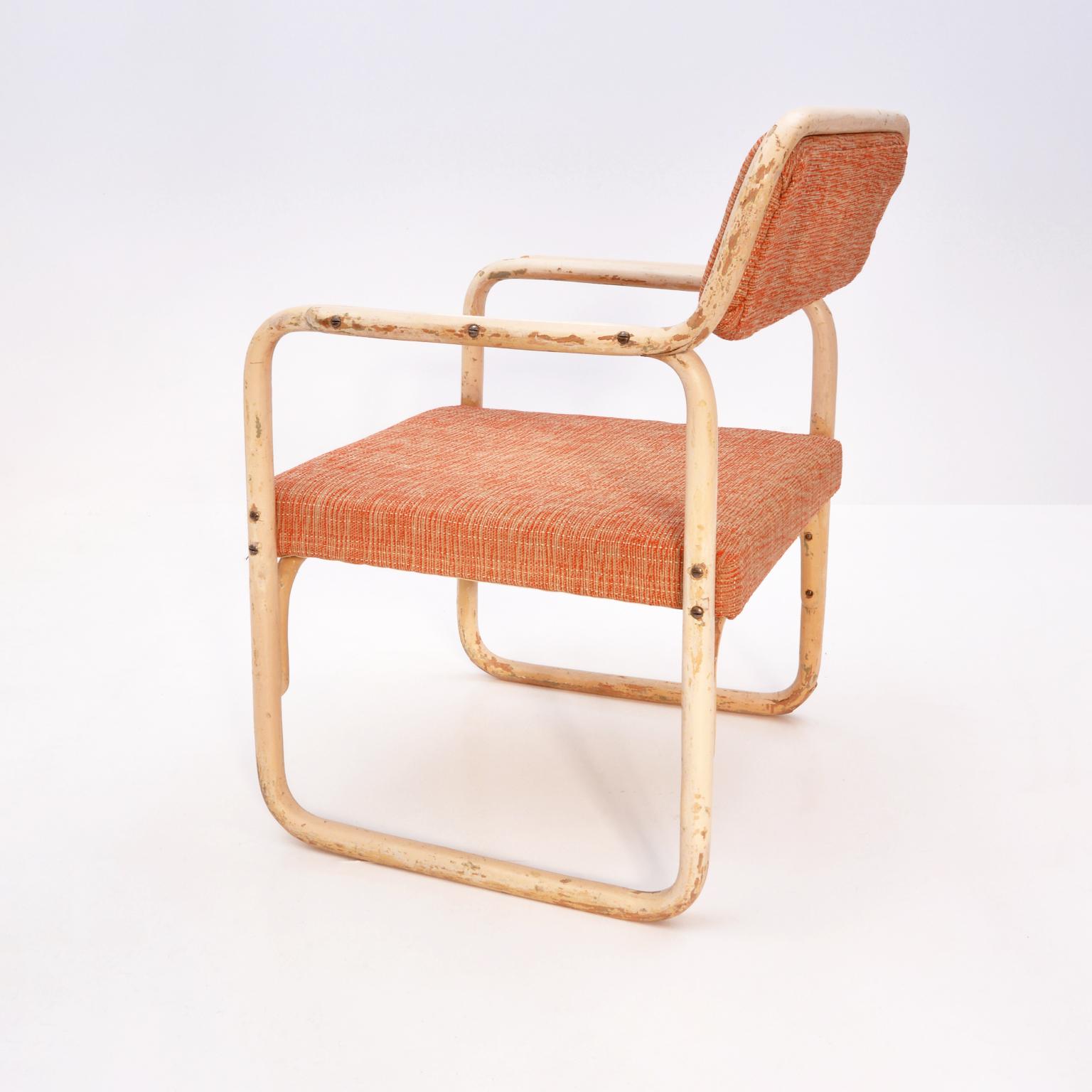 Bauhaus Armchair Pair in Bentwood, Model A 60F by Thonet-Mundus, Austria, 1929 In Distressed Condition For Sale In Berlin, DE