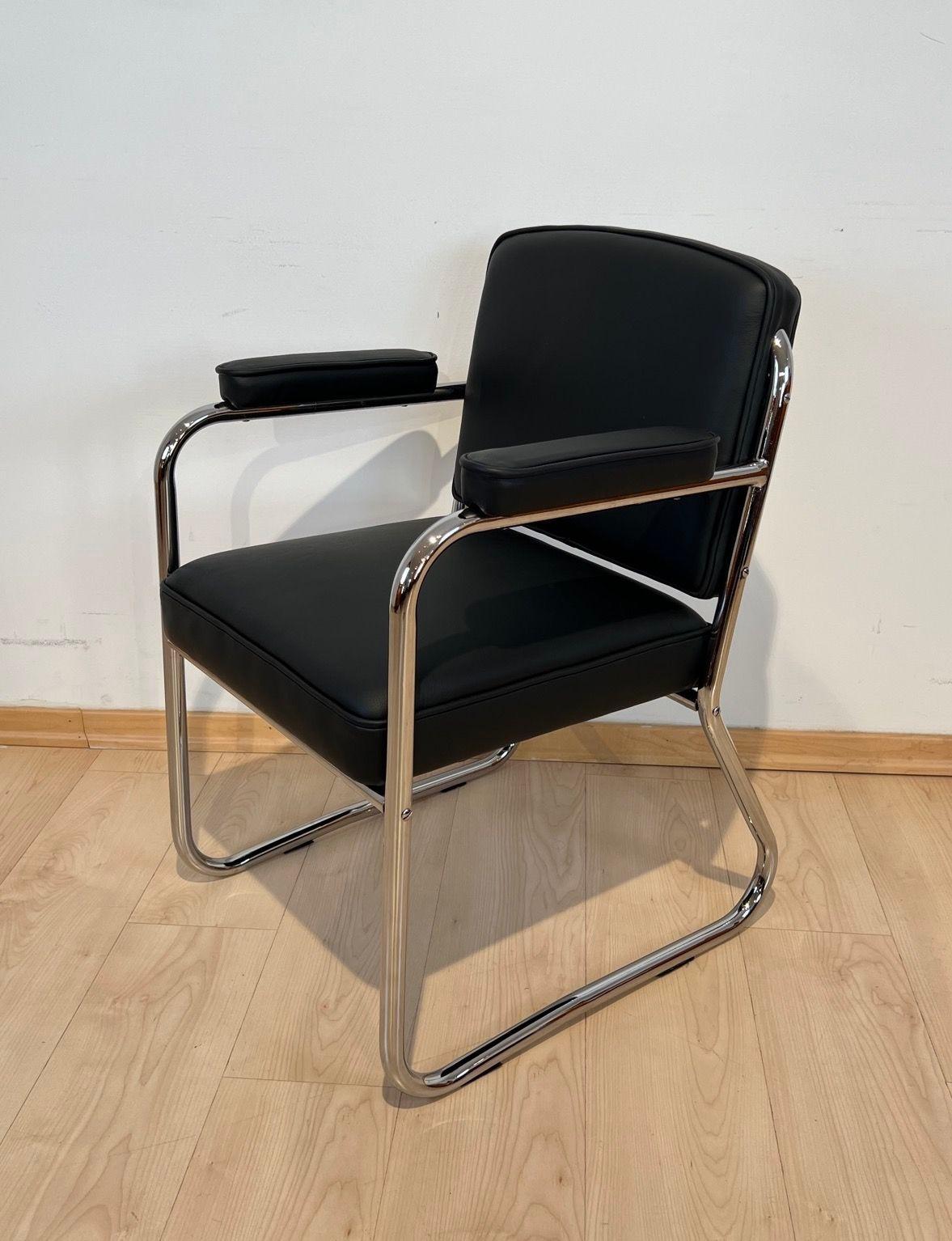 Bauhaus-Sessel, verchromte Stahlrohre, Leder, Deutschland um 1930 im Angebot 3