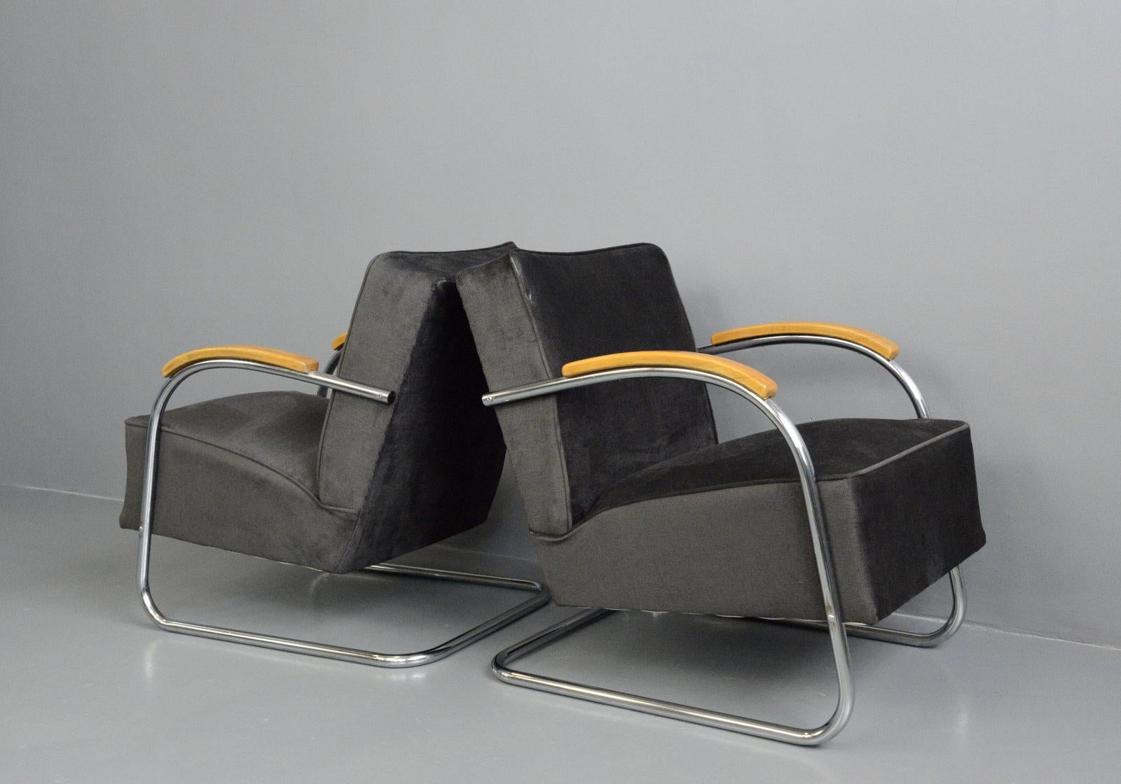 Mid-20th Century Bauhaus Armchairs by Mucke Melder, circa 1930s