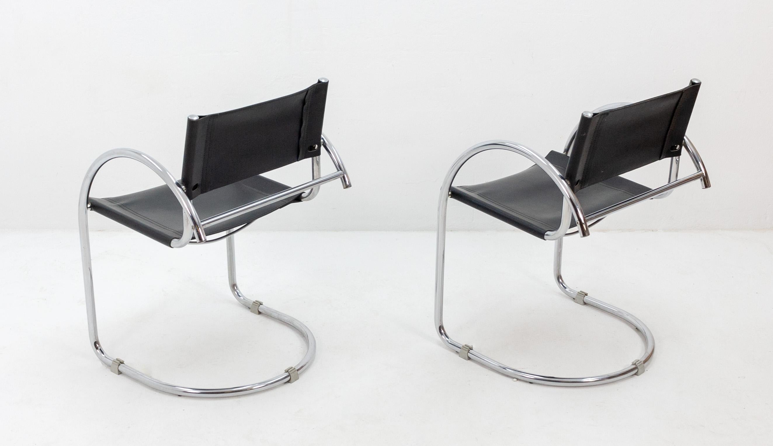 Bauhaus Armchairs in Black Leather and Chrome, 1960s In Good Condition In Den Haag, NL