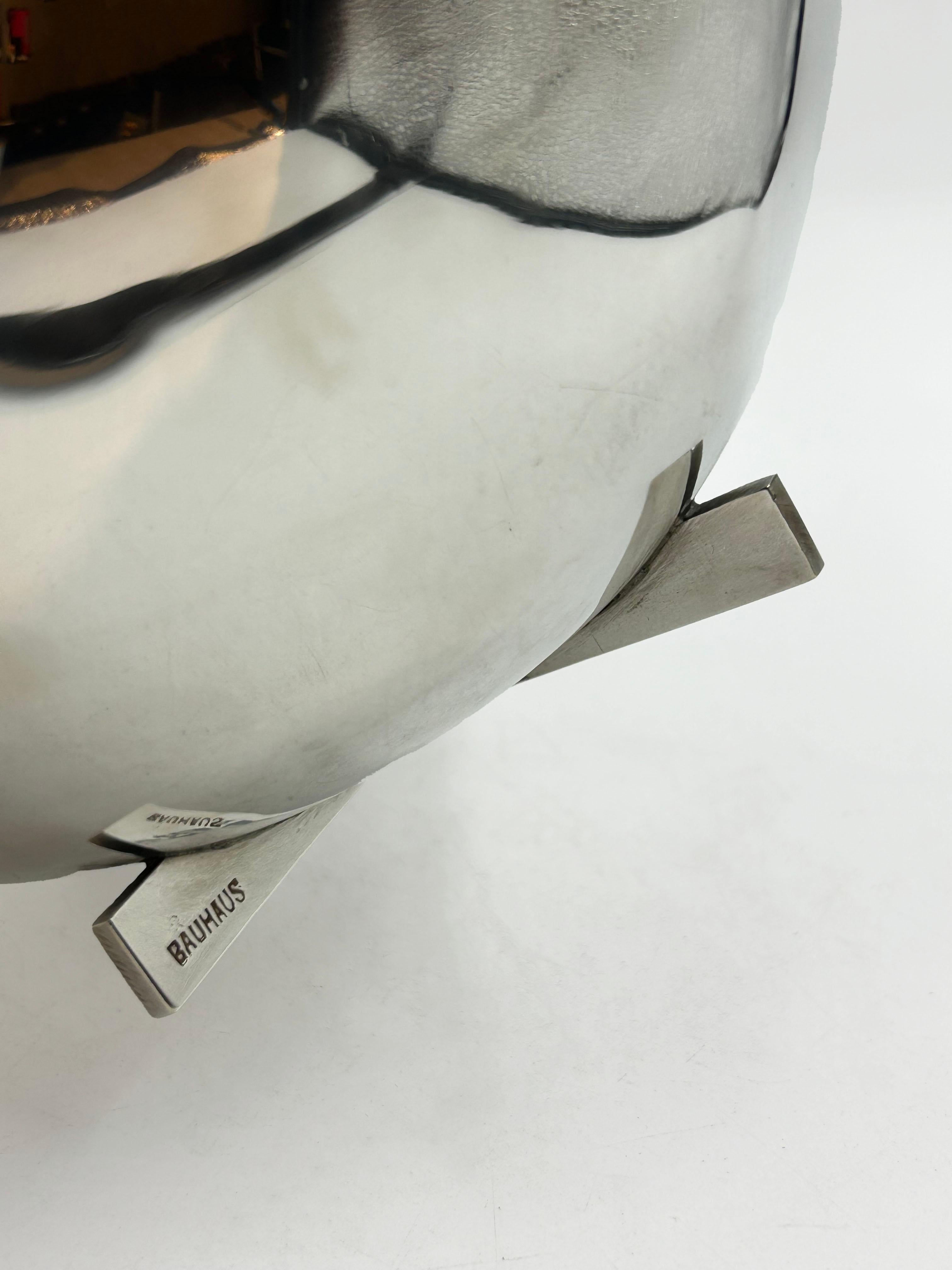 20ième siècle Théière en métal argenté Bauhaus Art Deco en vente