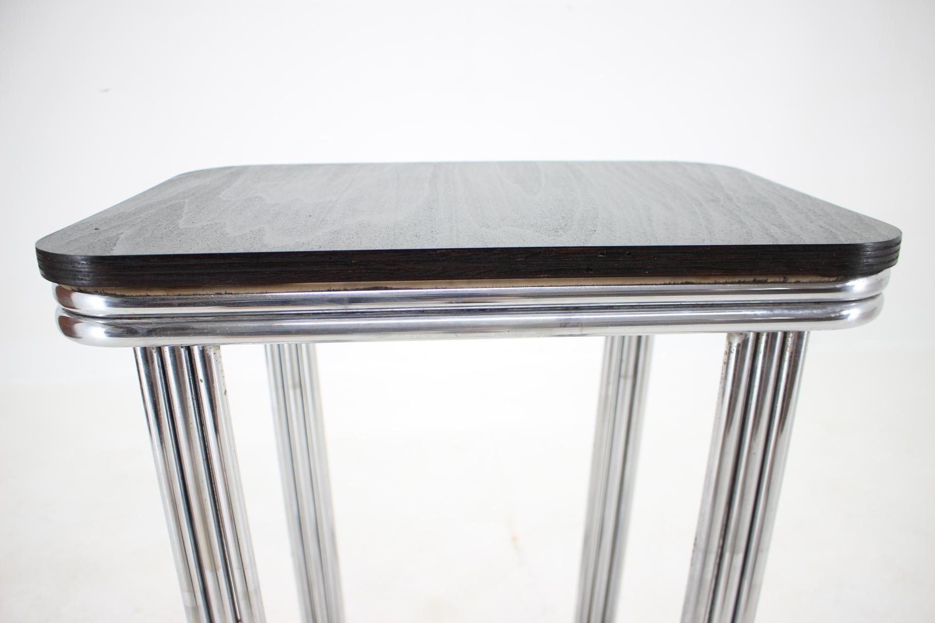 Mid-20th Century Bauhaus Art Deco Tubular Steel Chrom Table, 1930s For Sale