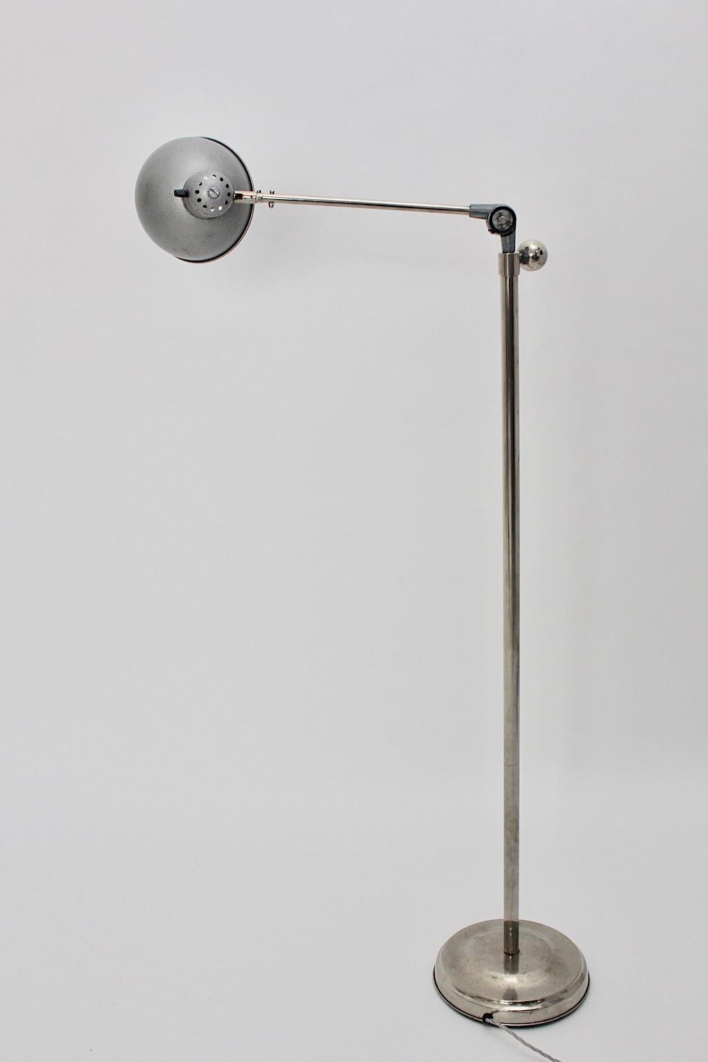 Bauhaus Art Deco Vintage Industrial Silver Nickel Metal Floor Lamp, 1930s In Good Condition For Sale In Vienna, AT