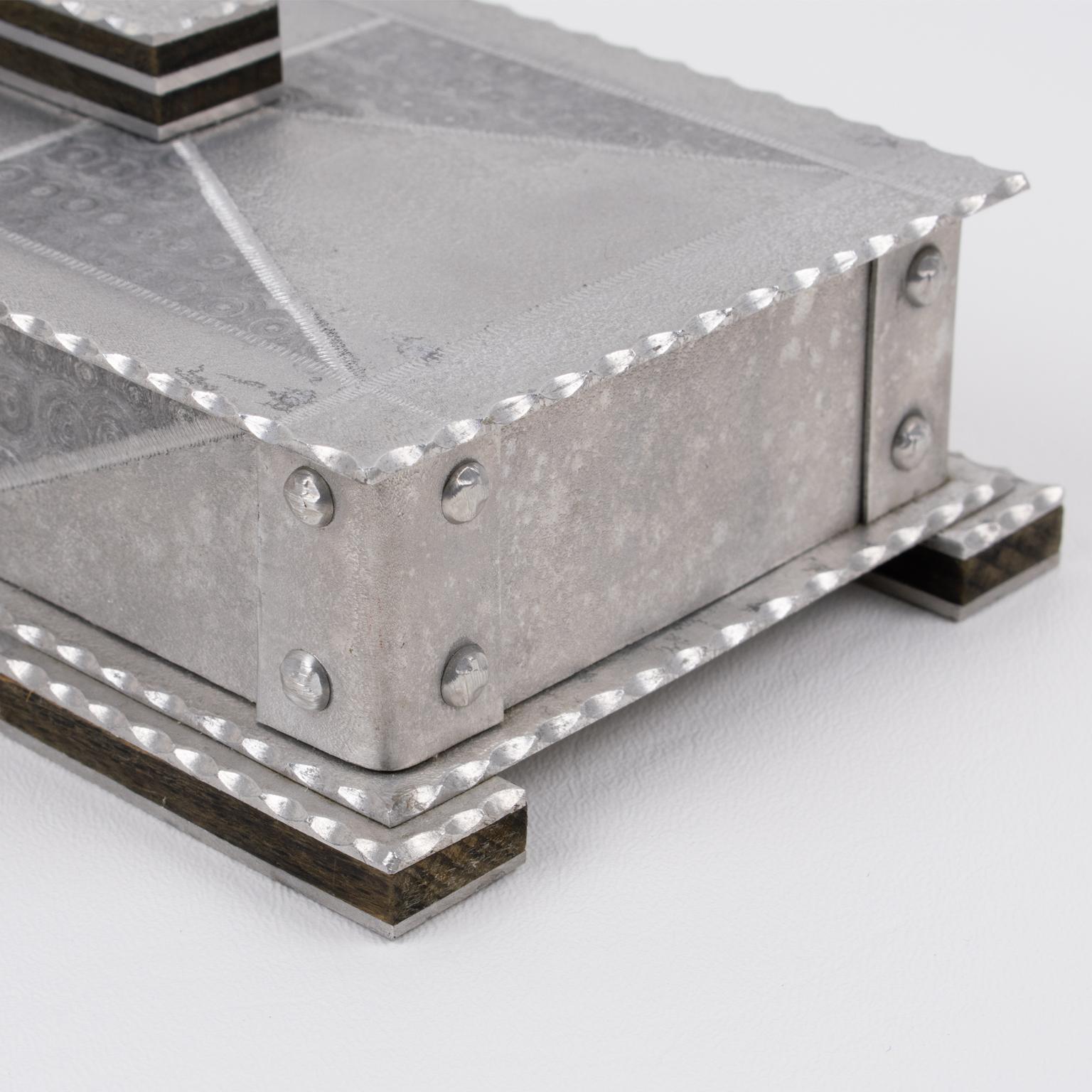 Bauhaus Arts and Crafts Modernist Large Aluminum Box, circa 1920 For Sale 3