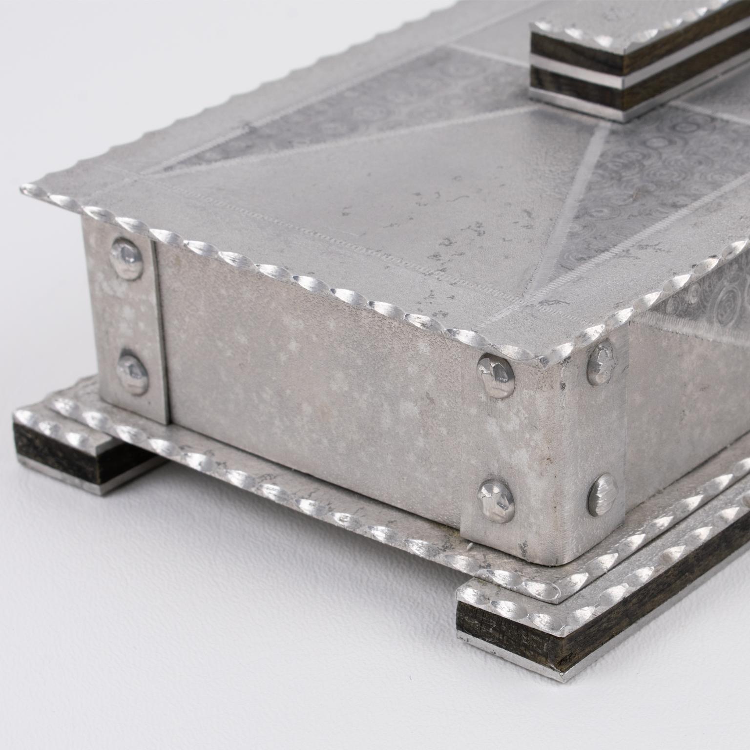 Bauhaus Arts and Crafts Modernist Large Aluminum Box, circa 1920 For Sale 4