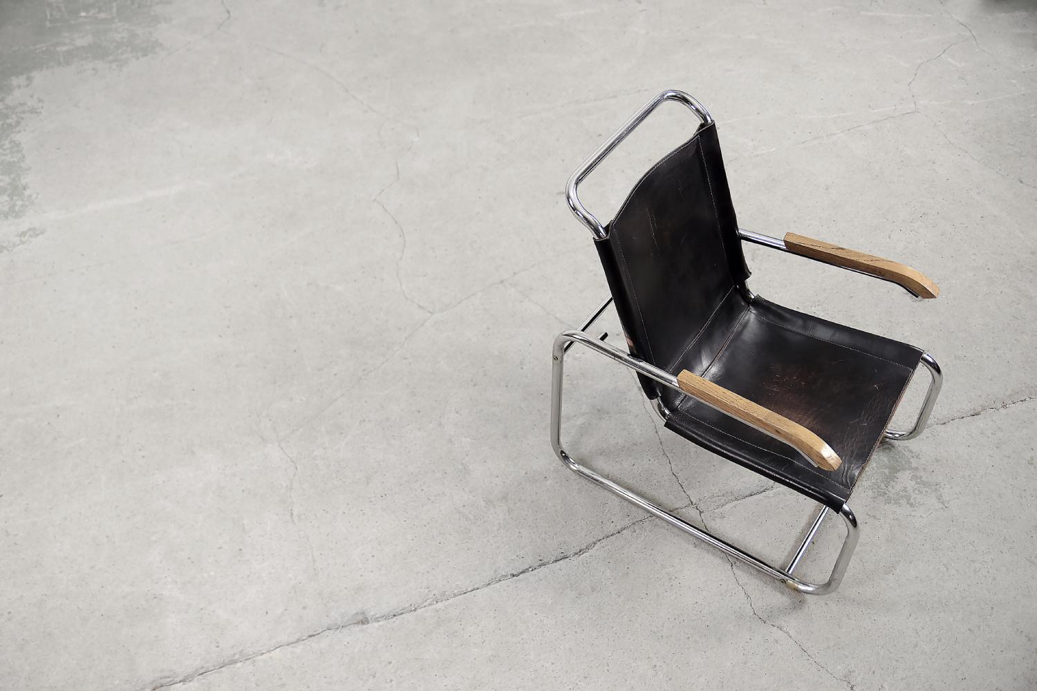 Vintage Germany Icon Bauhaus B35 Black Leather Chair by Marcel Breuer for Thonet For Sale 14