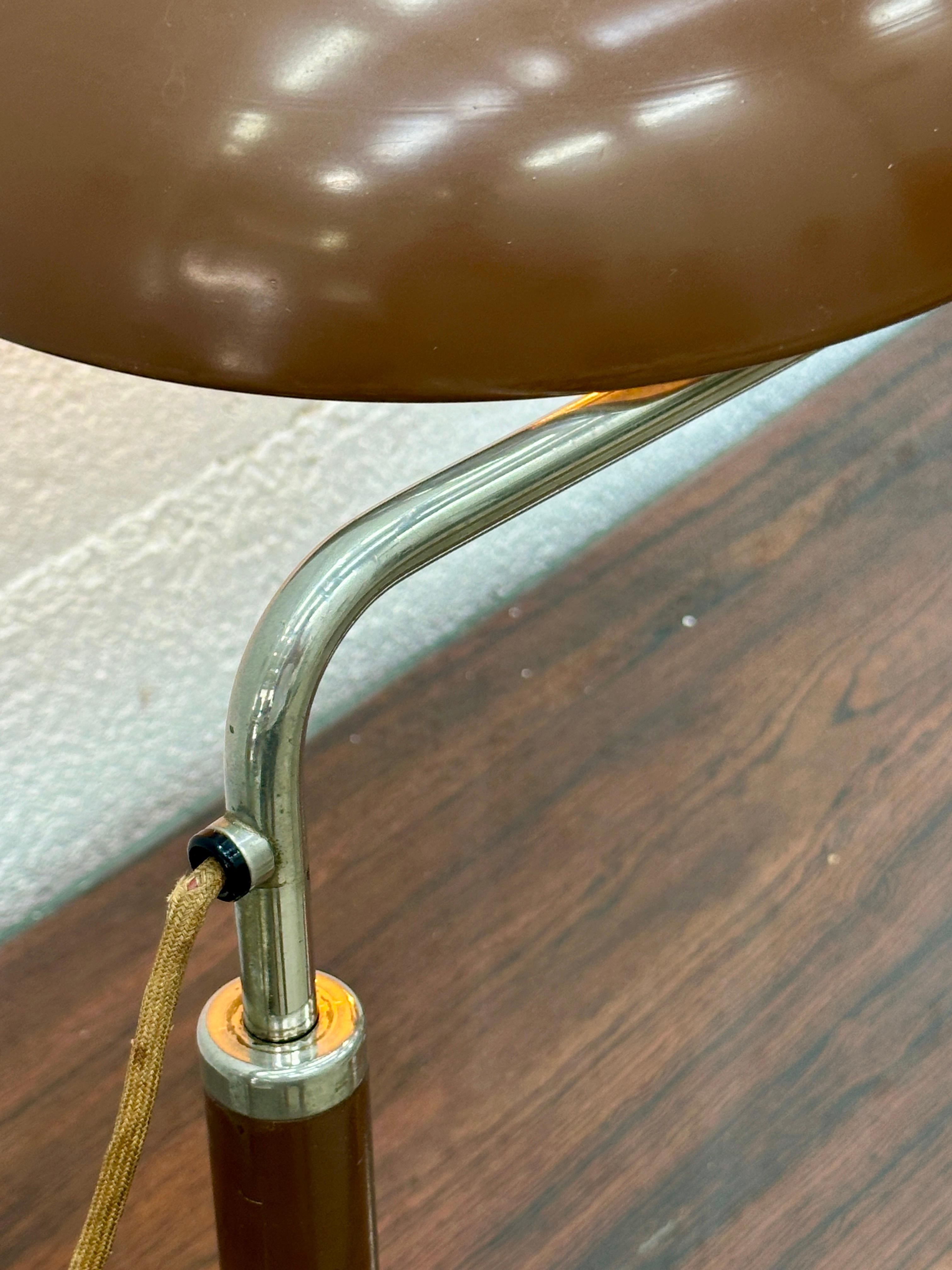 Bauhaus BAG Turgi braune Schreibtischlampe von Alfred Muller (Schweiz) 1930er Jahre im Angebot 6