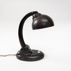 Bauhaus bakelite table lamp by E.K.Cole for EKCO